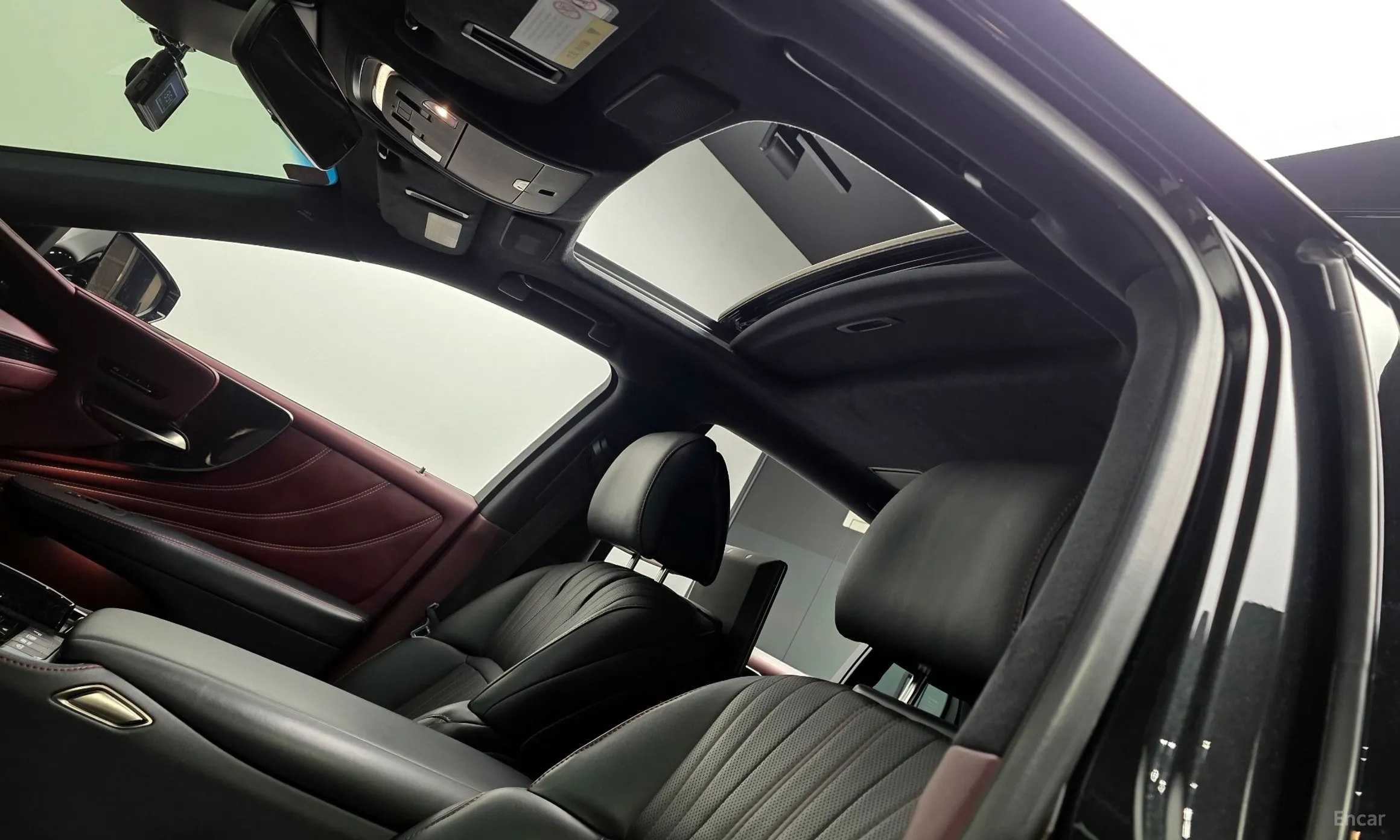 Lexus LS500h Gen 5 превью 19