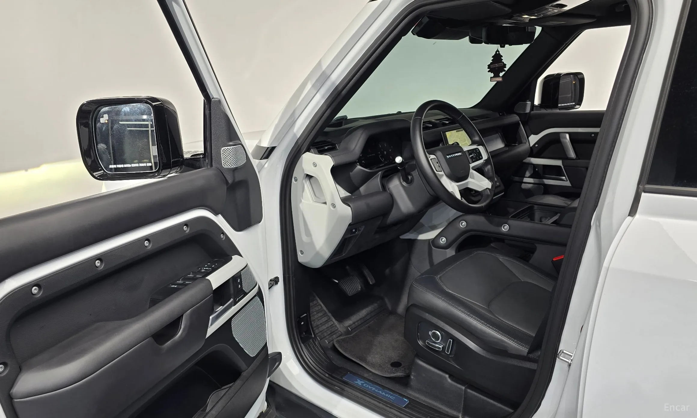 Land Rover Defender (L663) превью 10
