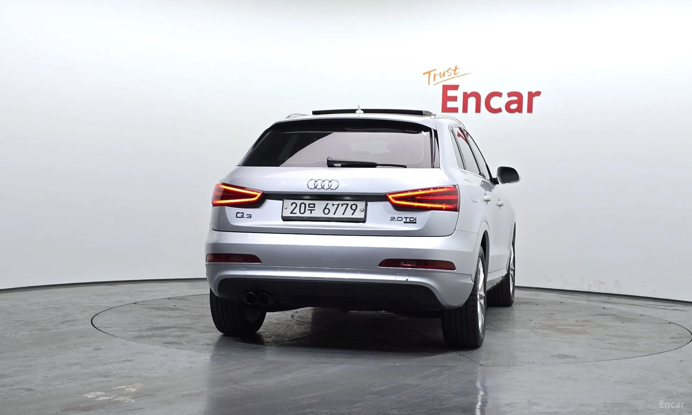 Audi Q3 превью 4
