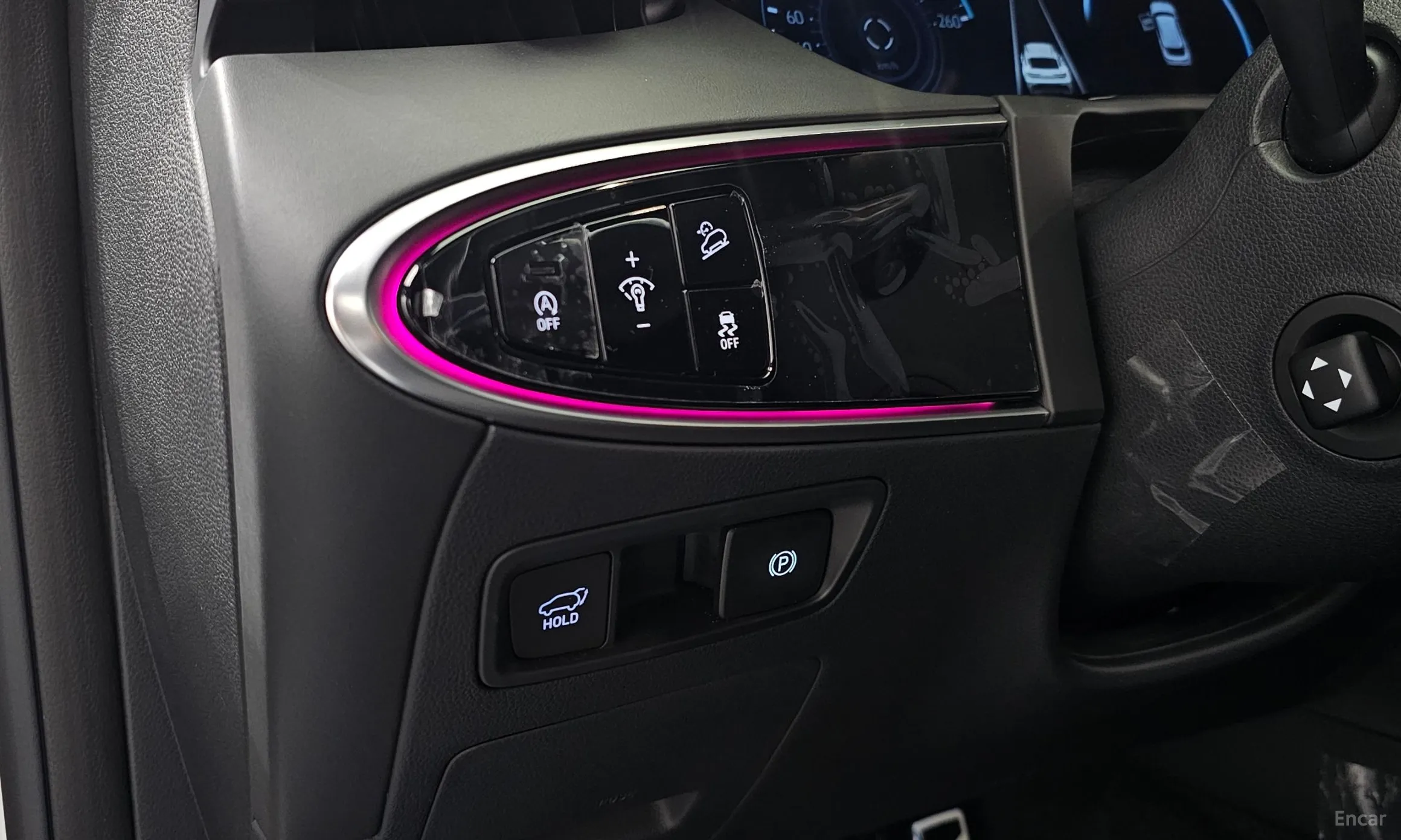 Genesis GV70 превью 16