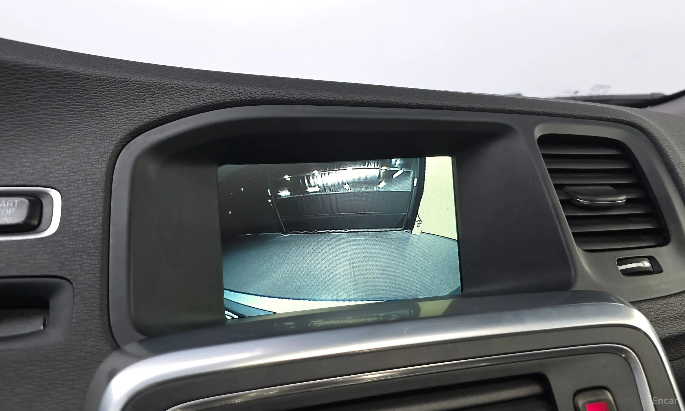 Volvo S60 превью 17