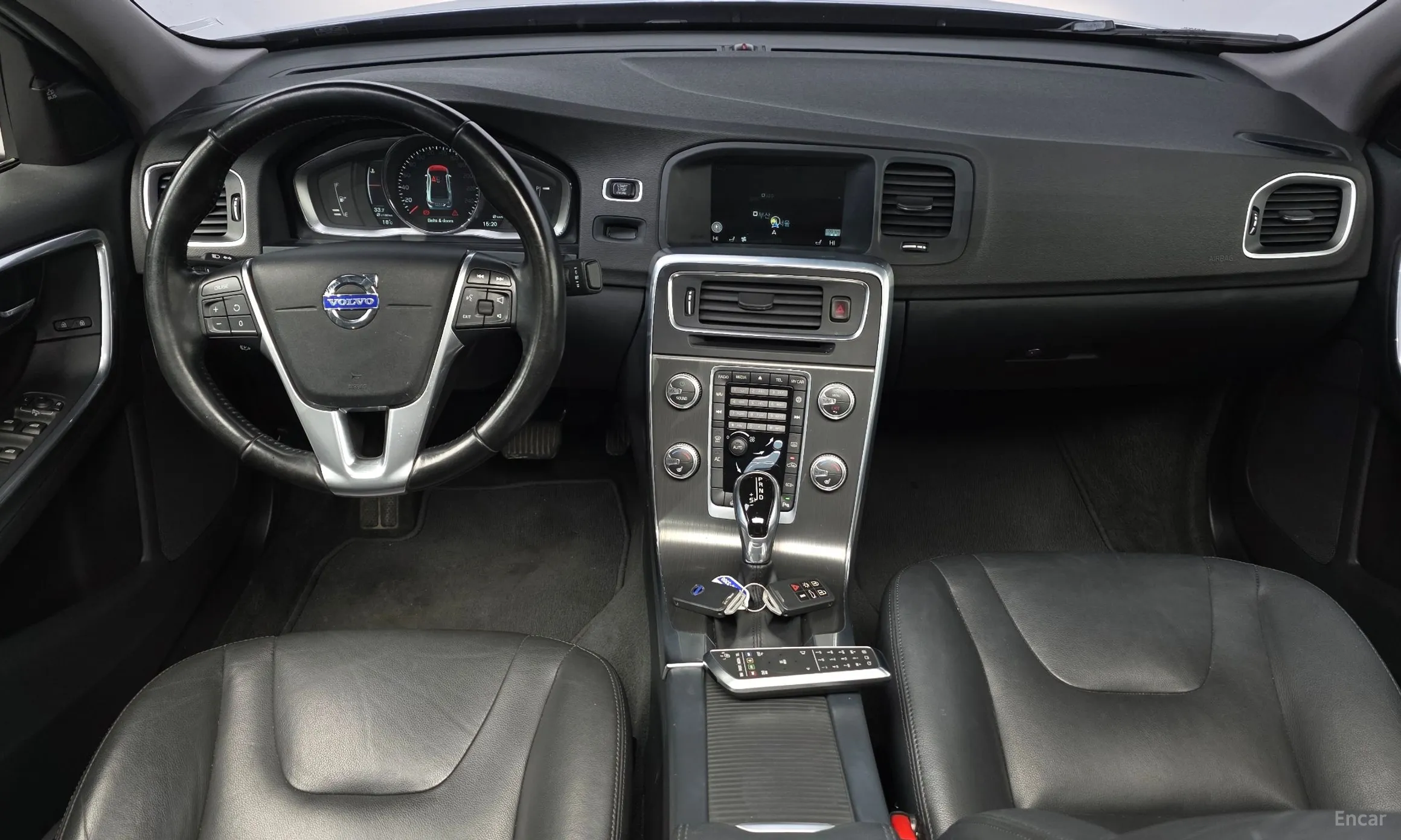 Volvo S60 превью 7
