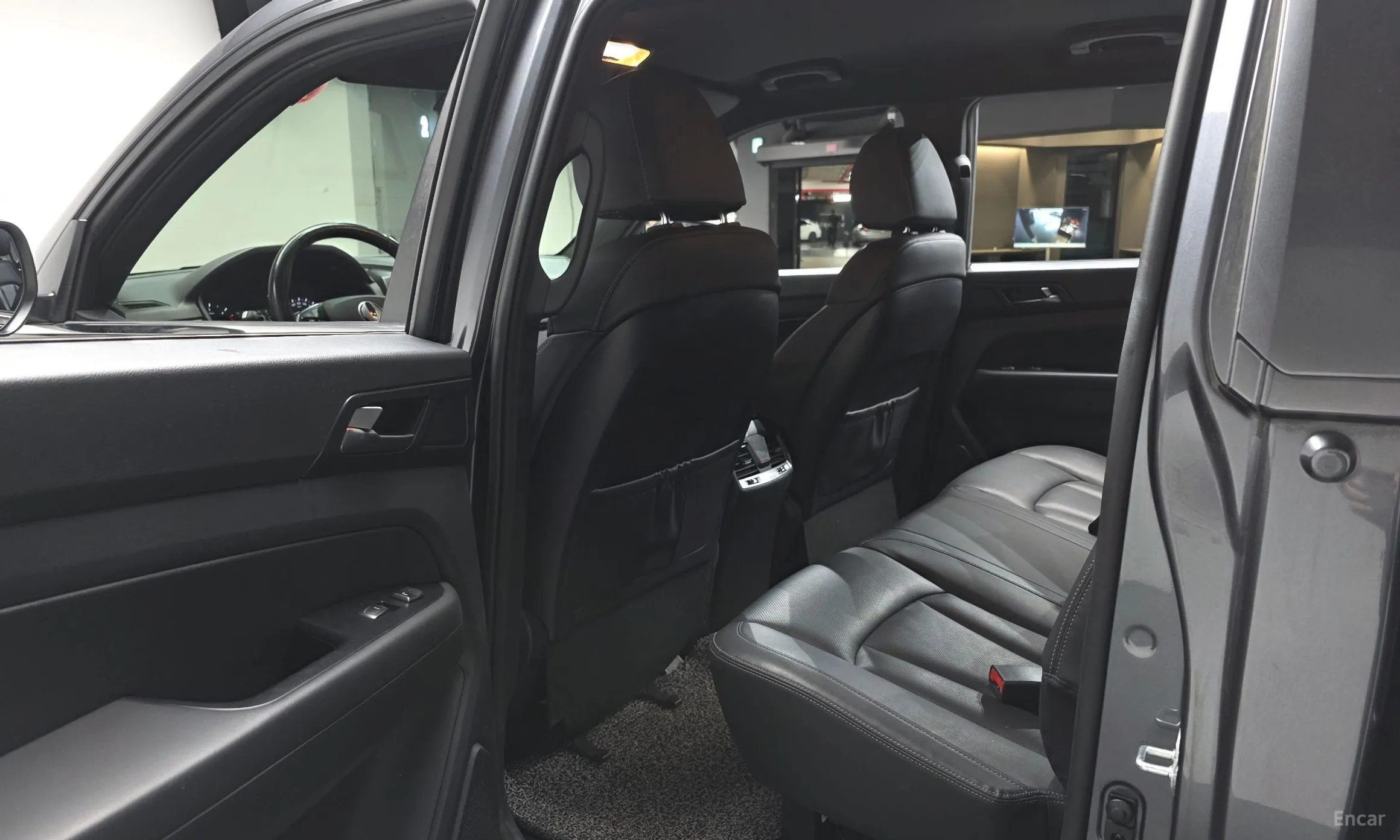 KG Mobility (SsangYong) Rexton Sports превью 11