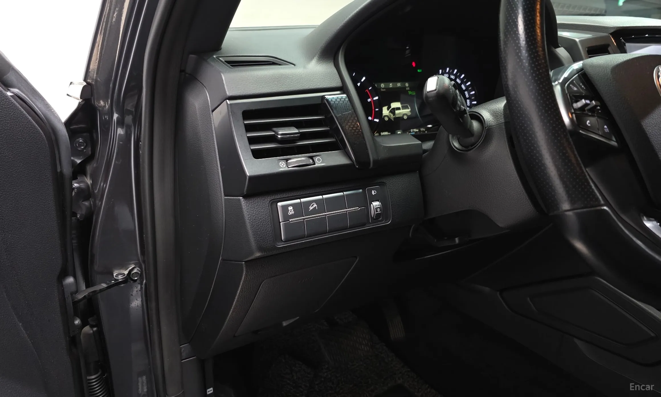 KG Mobility (SsangYong) Rexton Sports превью 13