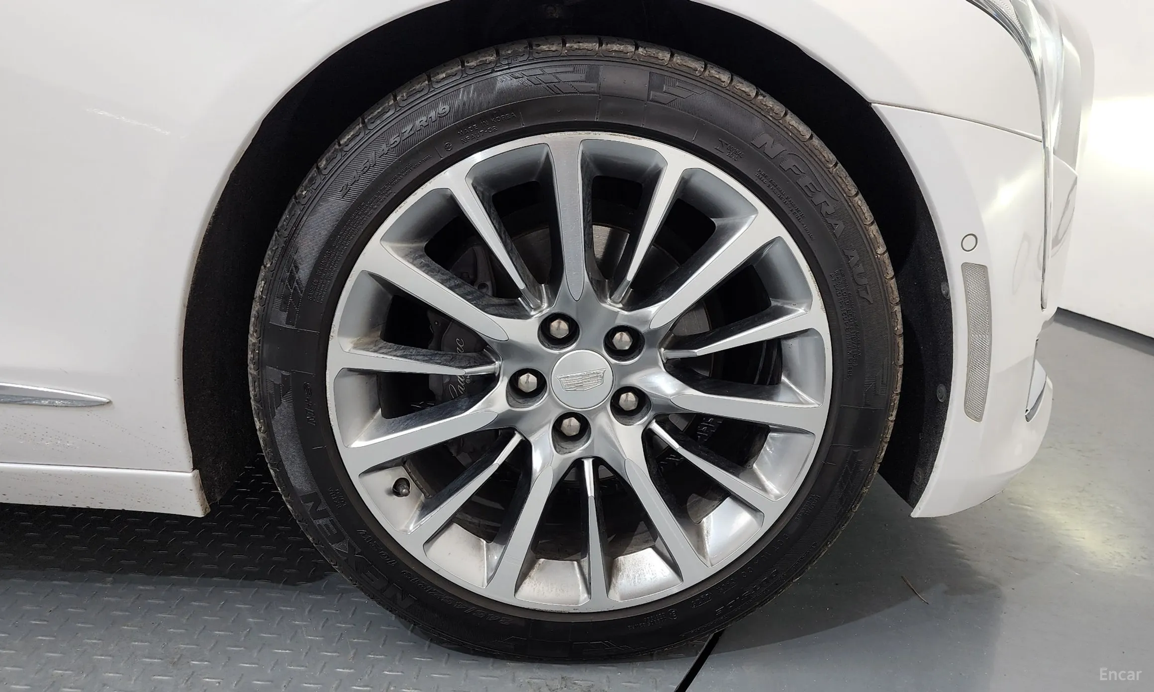 Cadillac CT6 превью 5
