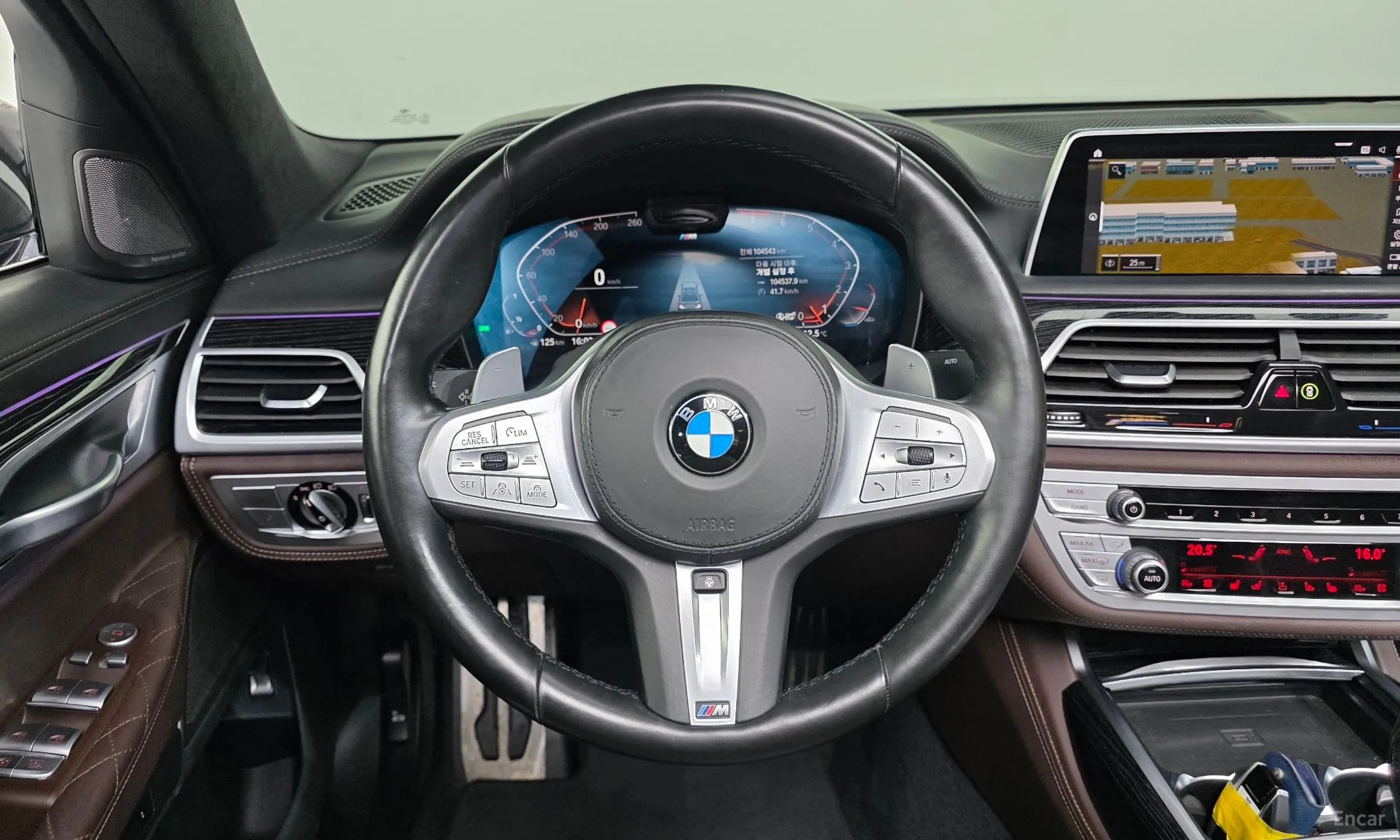 BMW 7 Series (G11) превью 13