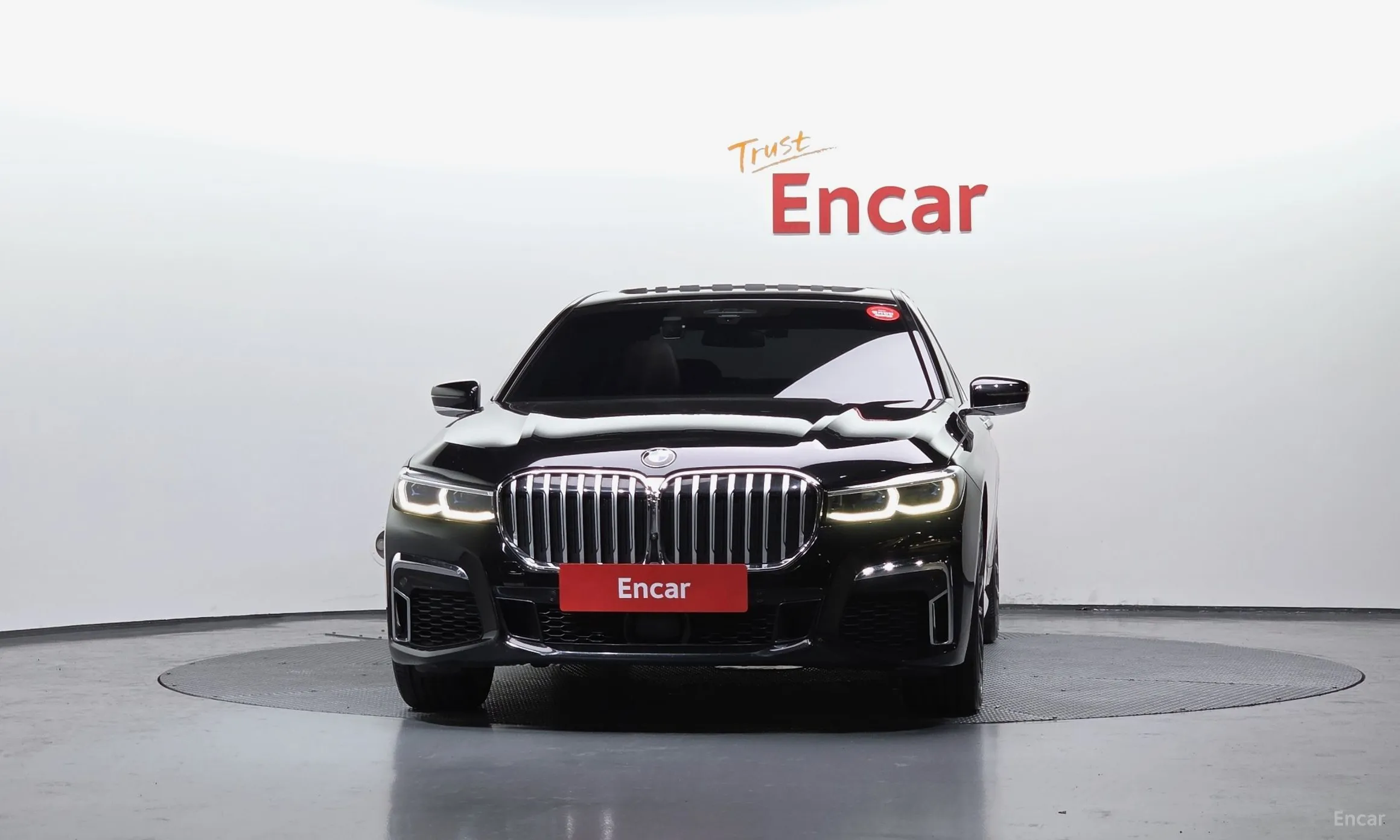 BMW 7 Series (G11) превью 3