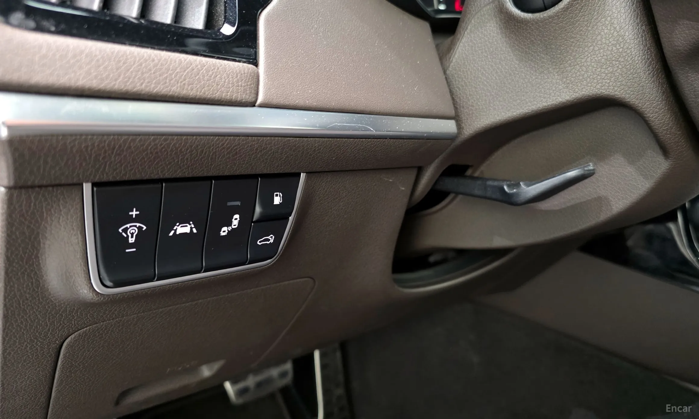 Kia Stinger превью 14