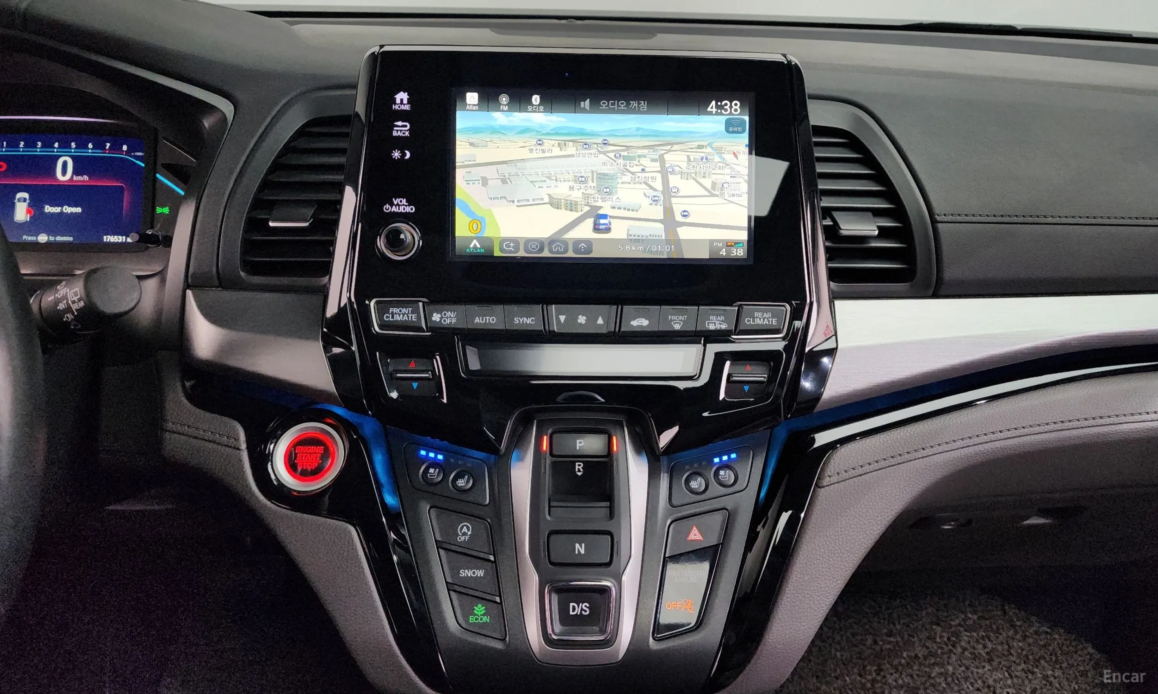 Honda Odyssey превью 14