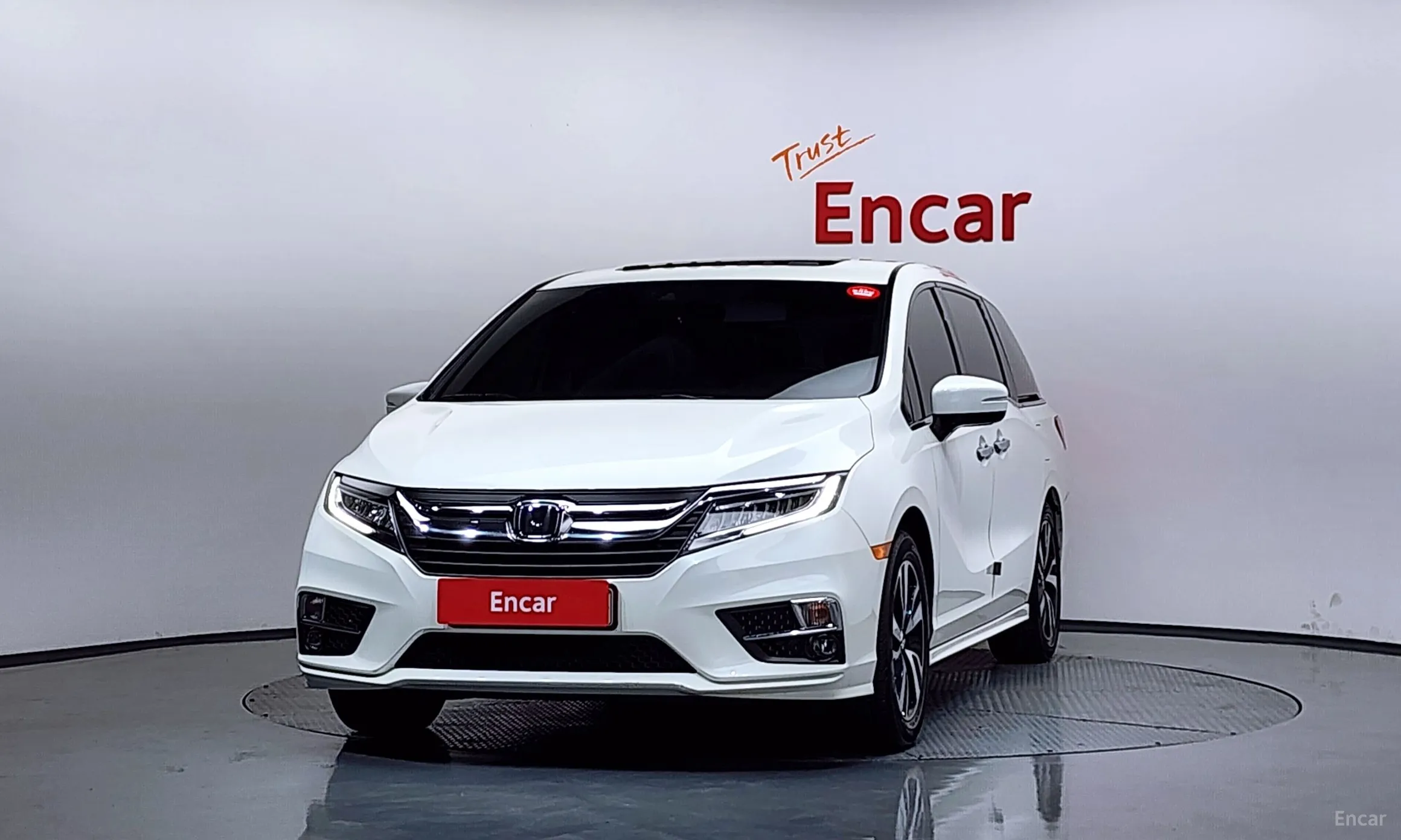 Honda Odyssey превью 3