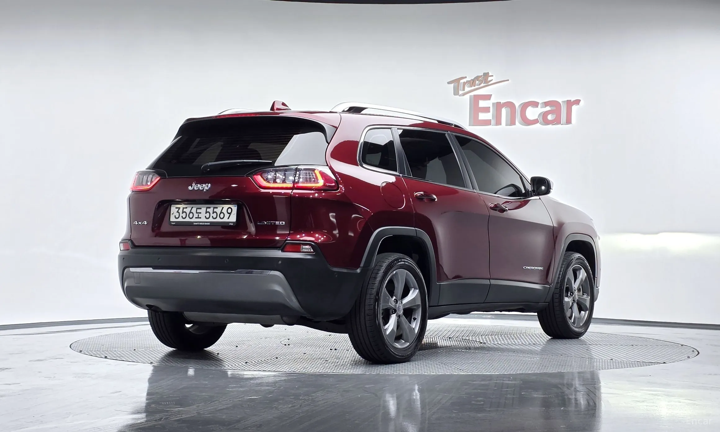 Jeep Cherokee (KL) превью 2