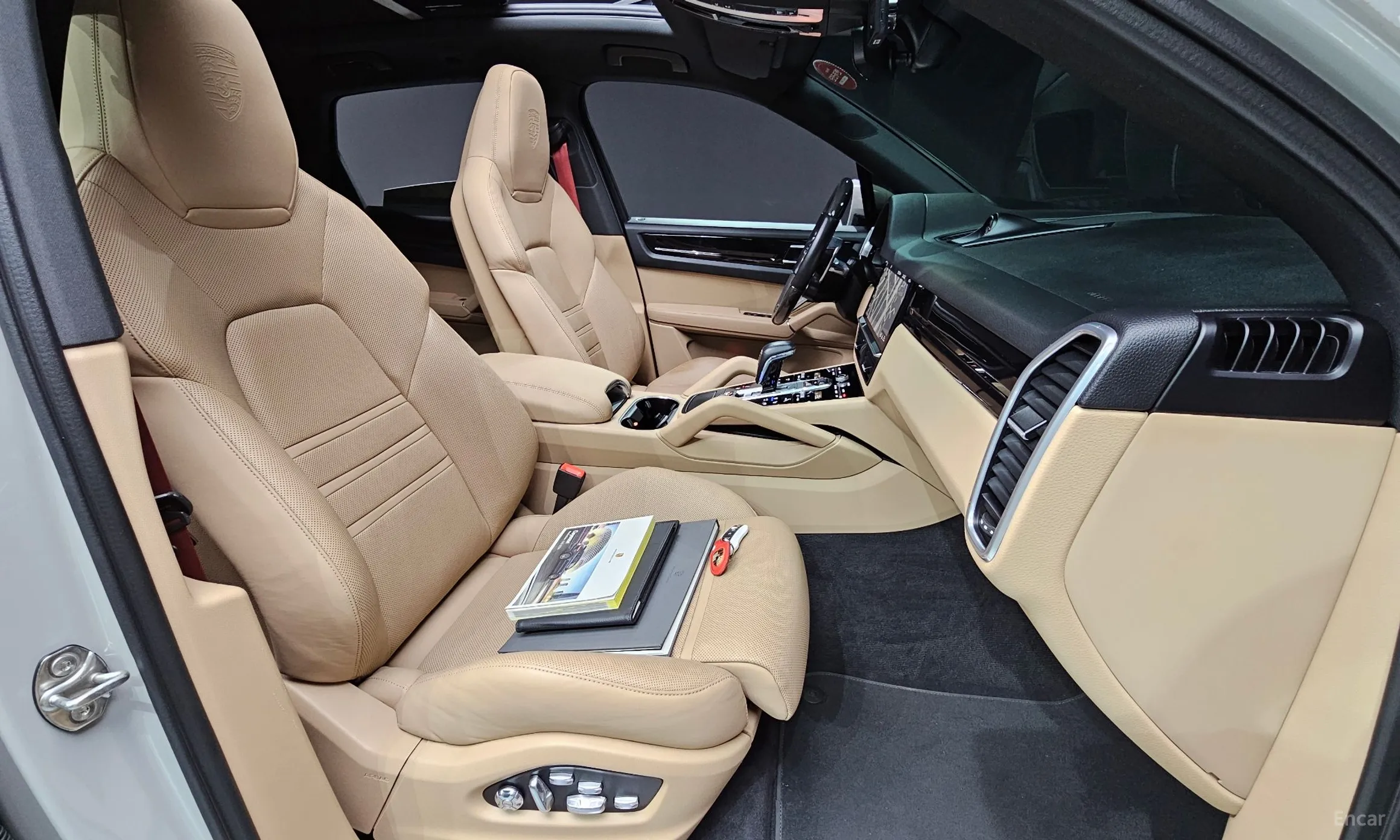 Porsche Cayenne (PO536) превью 10
