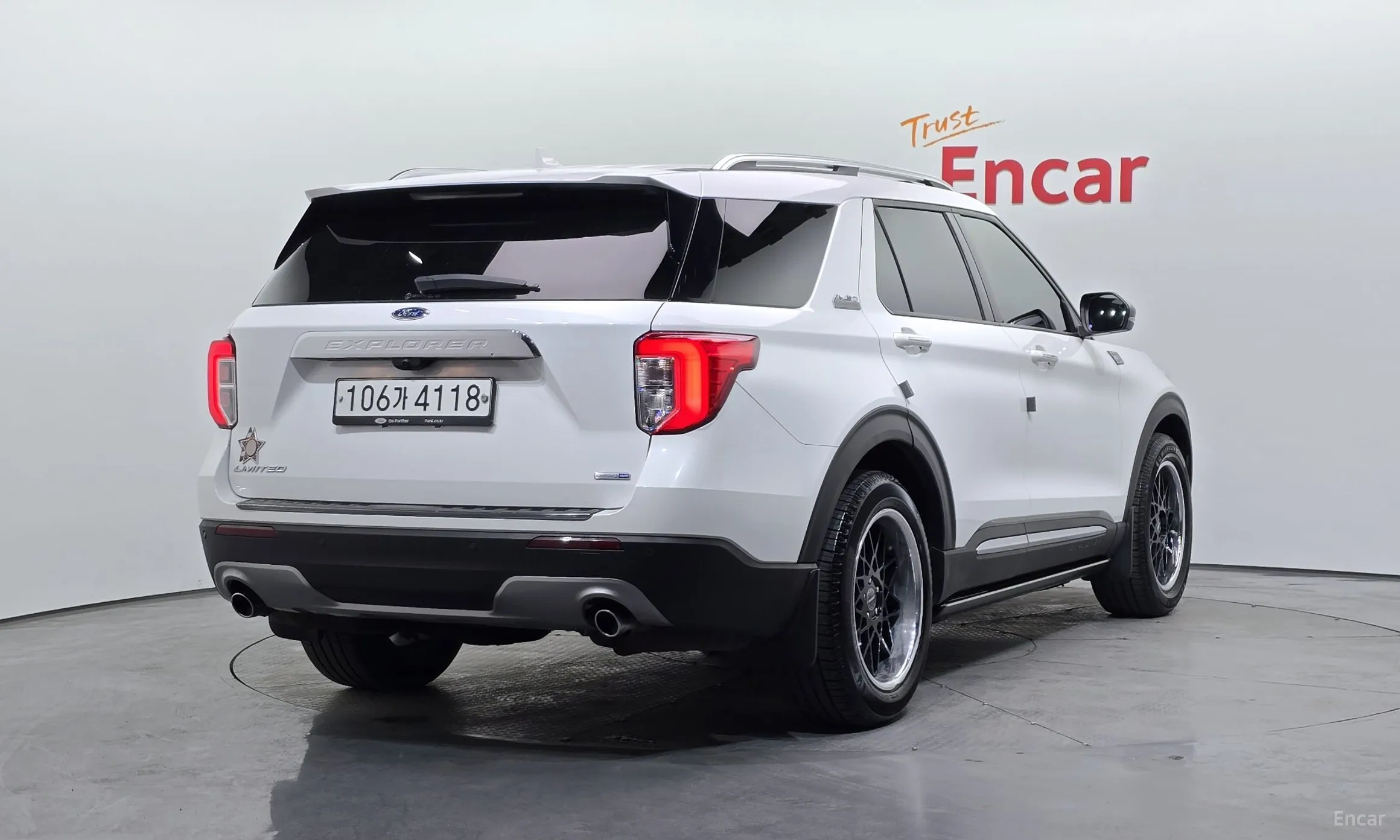 Ford Explorer 6th Generation превью 2