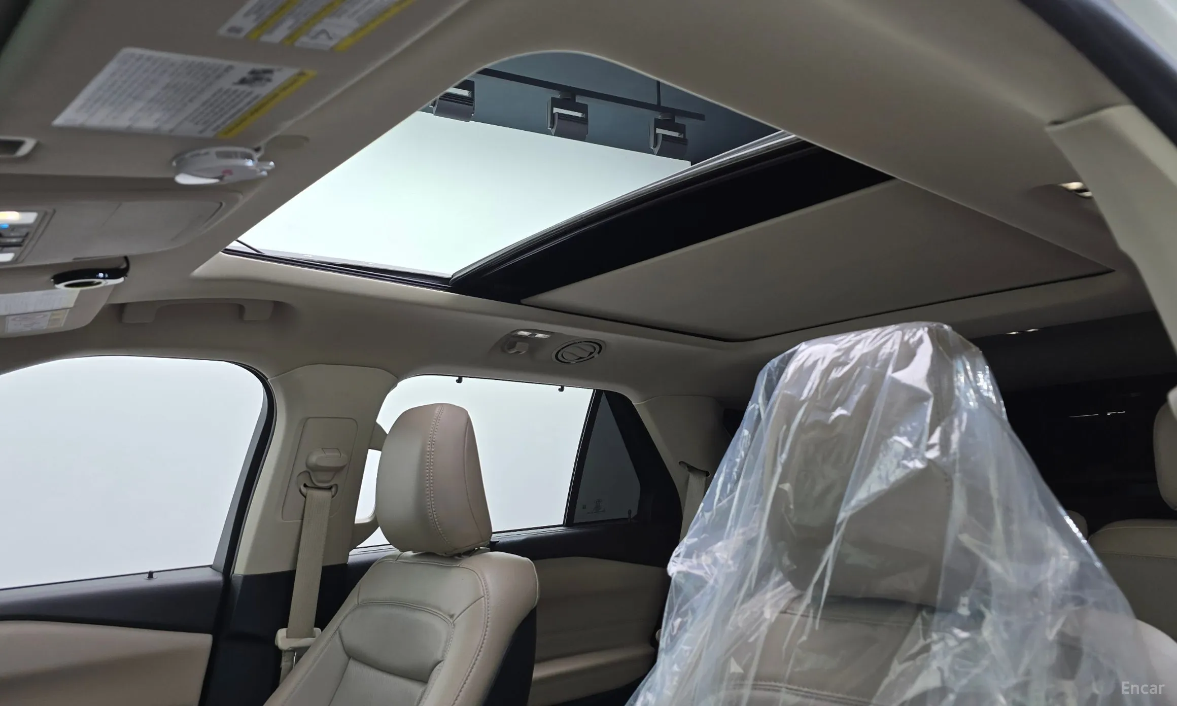 Ford Explorer 6th Generation превью 19