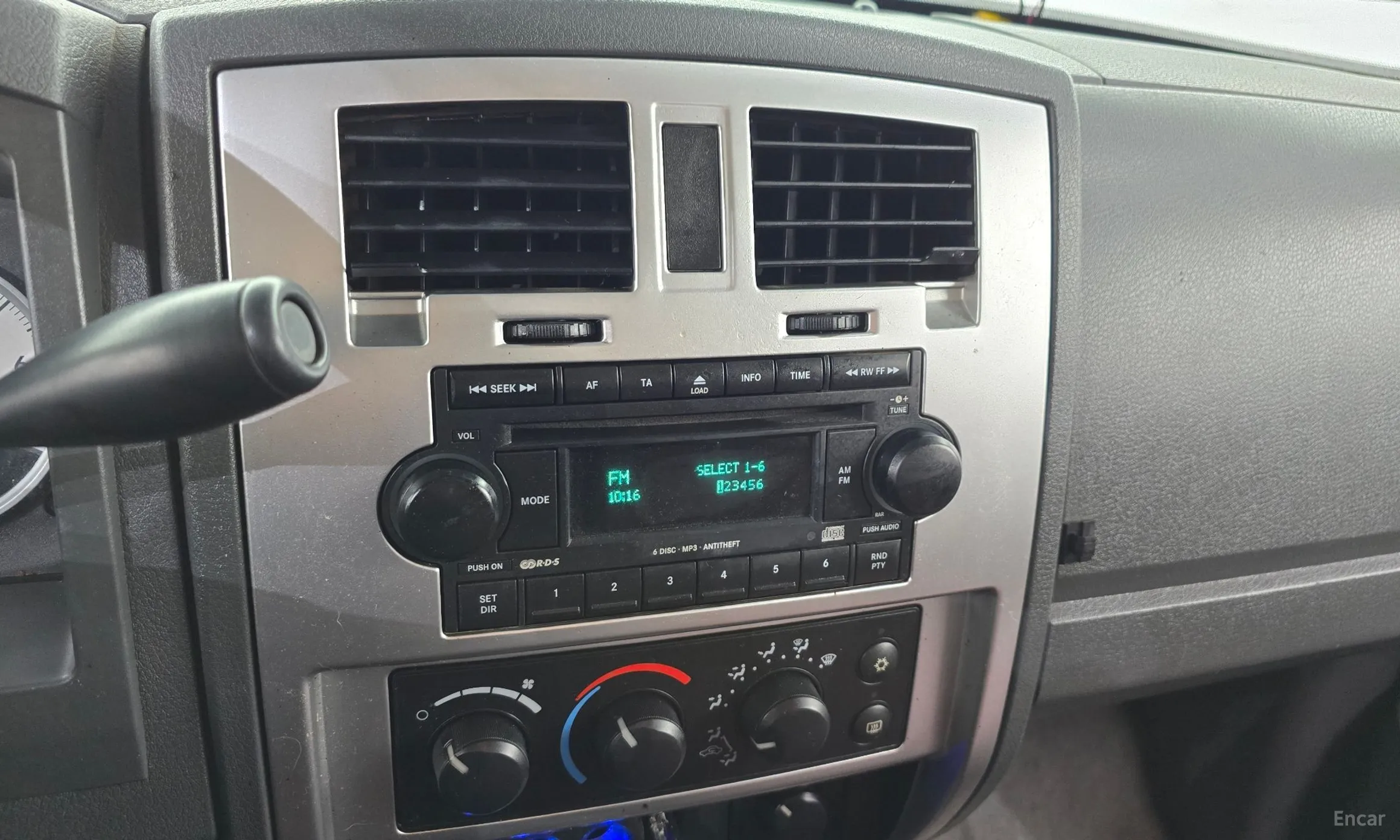 Dodge Dakota превью 15