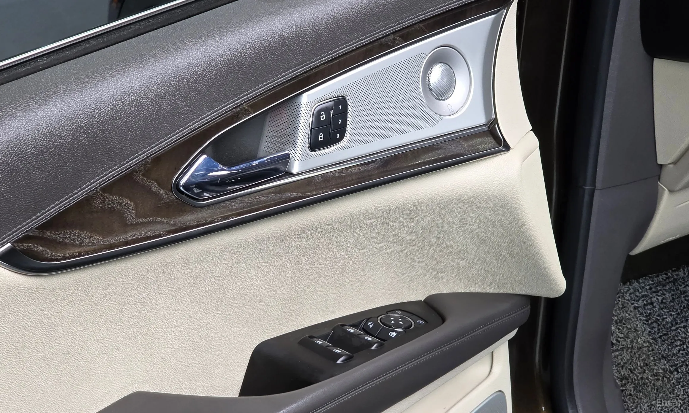 Lincoln Nautilus Gen 1 превью 17