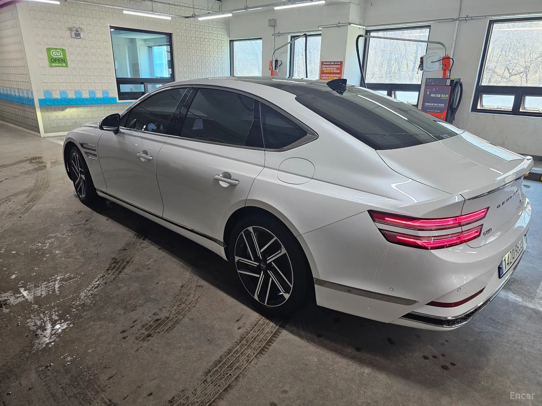Genesis G80 (RG3) превью 3