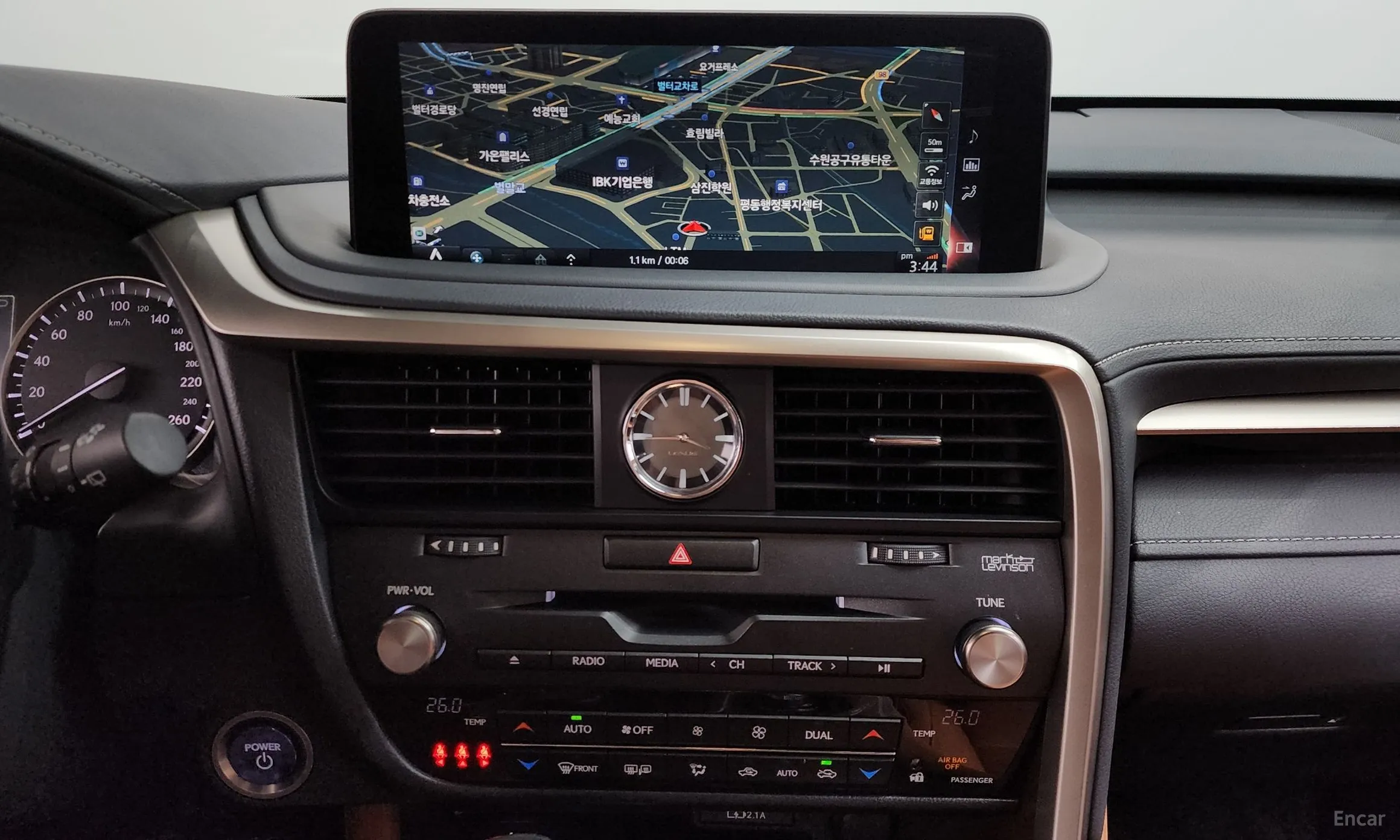 Lexus RX450h Gen 4 превью 14
