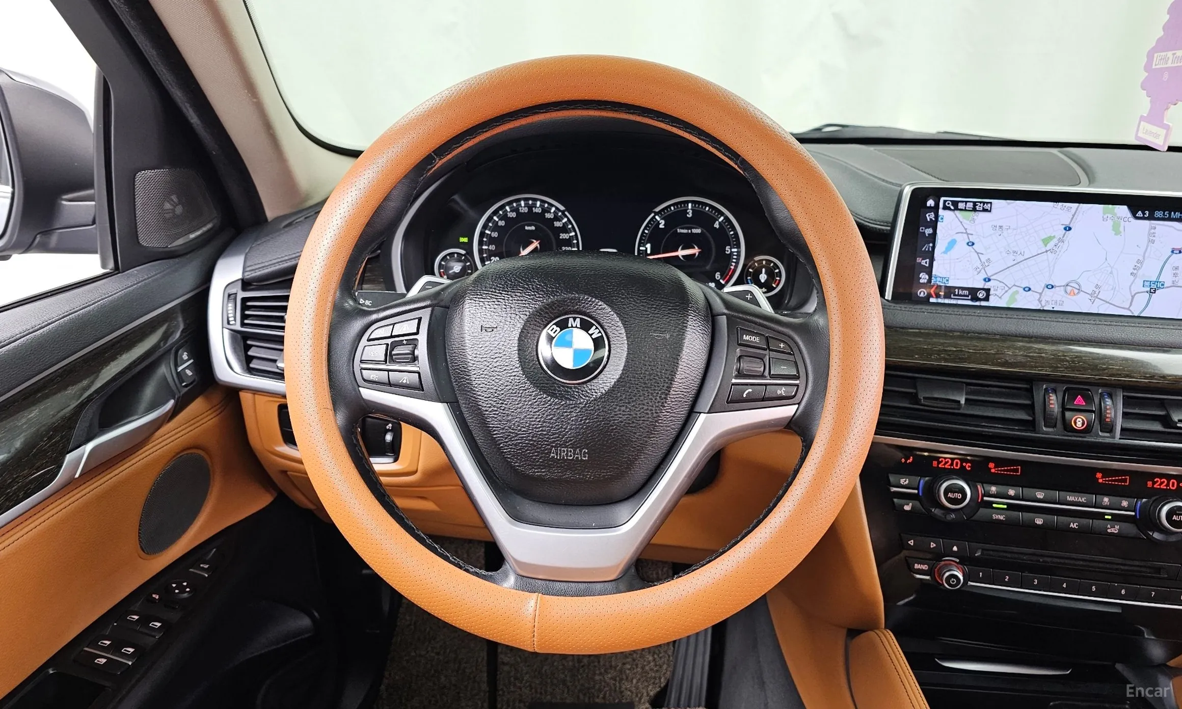 BMW X6 (F16) превью 13