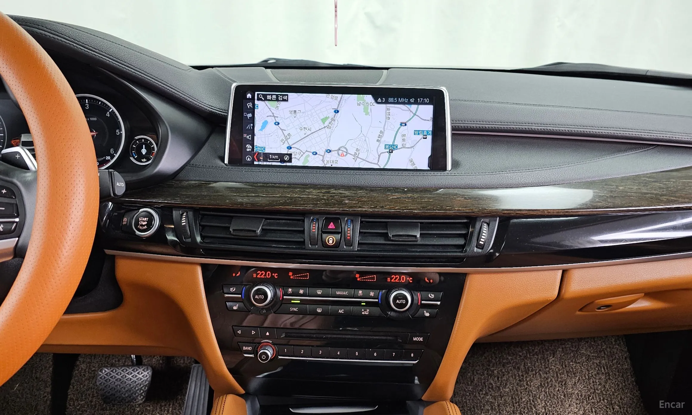BMW X6 (F16) превью 14