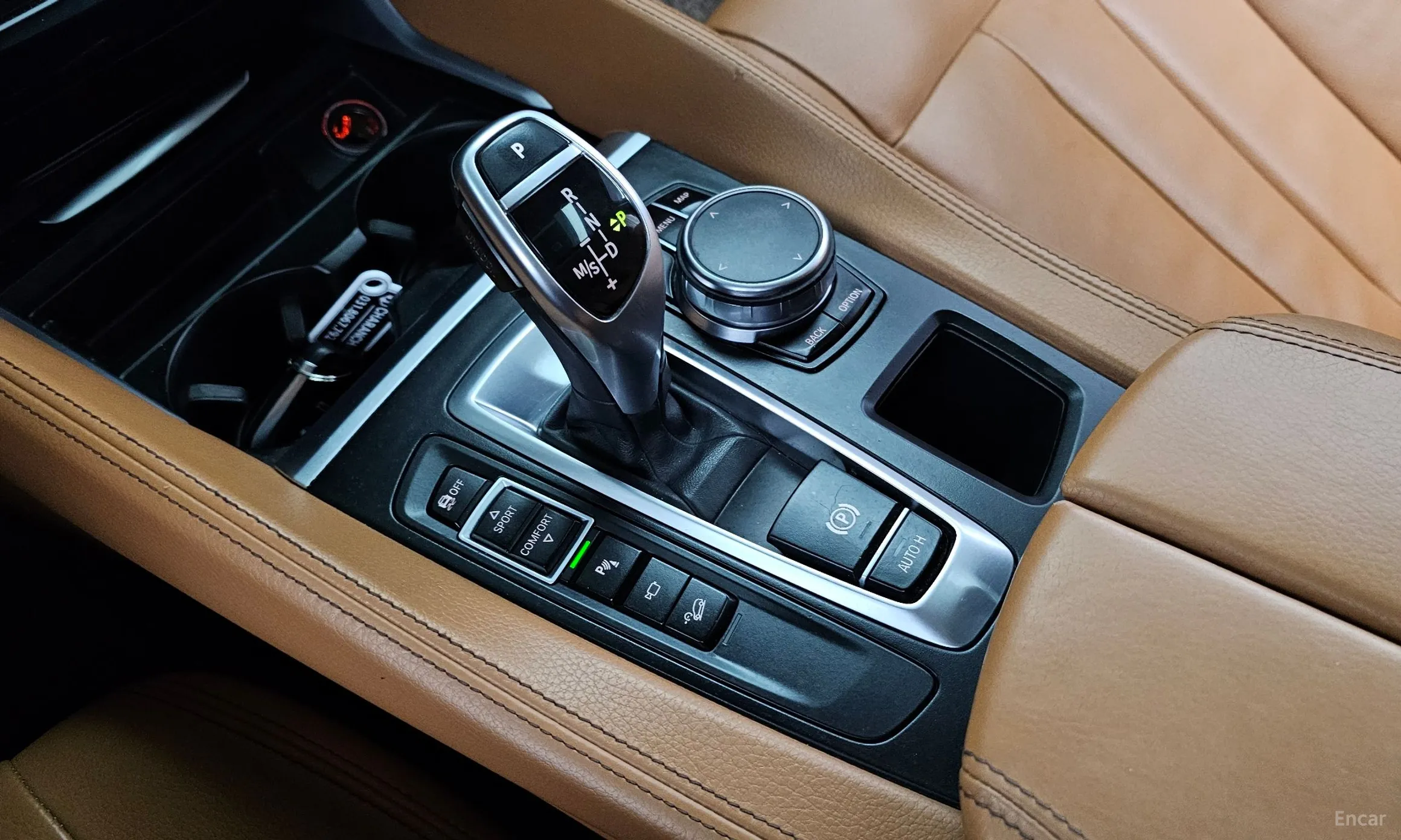 BMW X6 (F16) превью 9