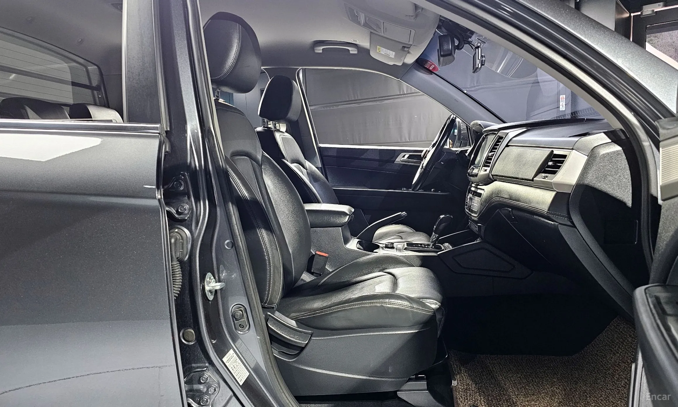 KG Mobility (SsangYong) Rexton Sports превью 11