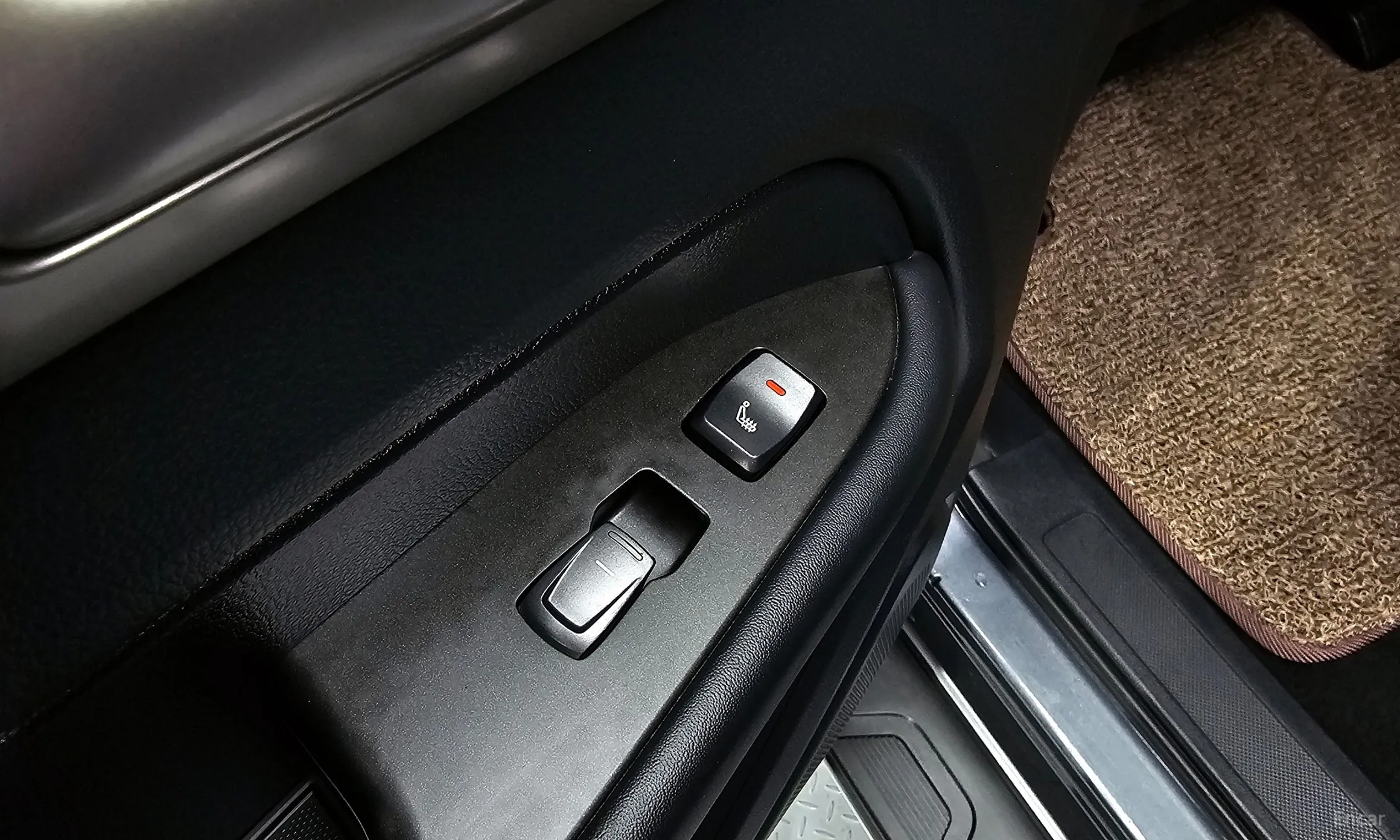 KG Mobility (SsangYong) Rexton Sports превью 19