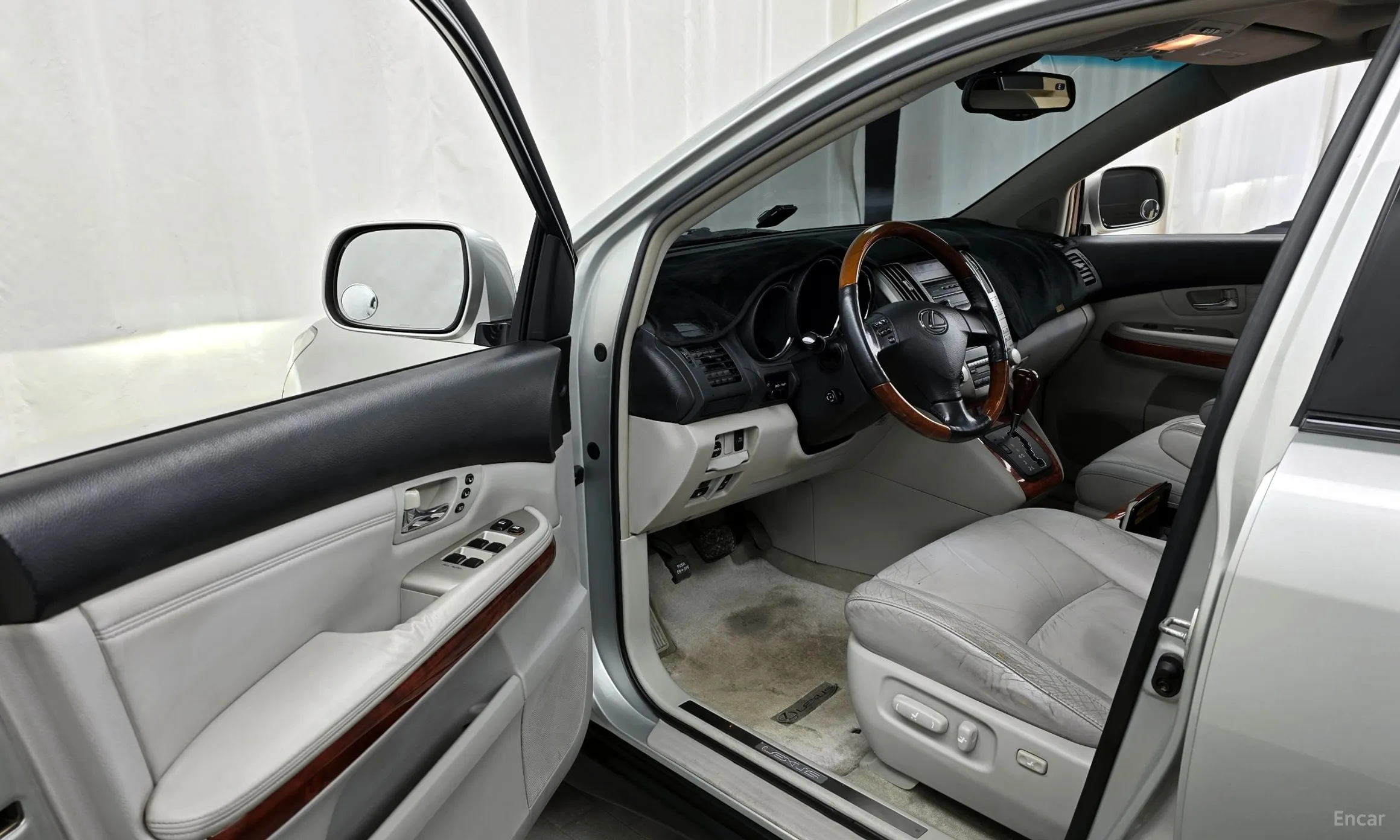 Lexus RX330 превью 10