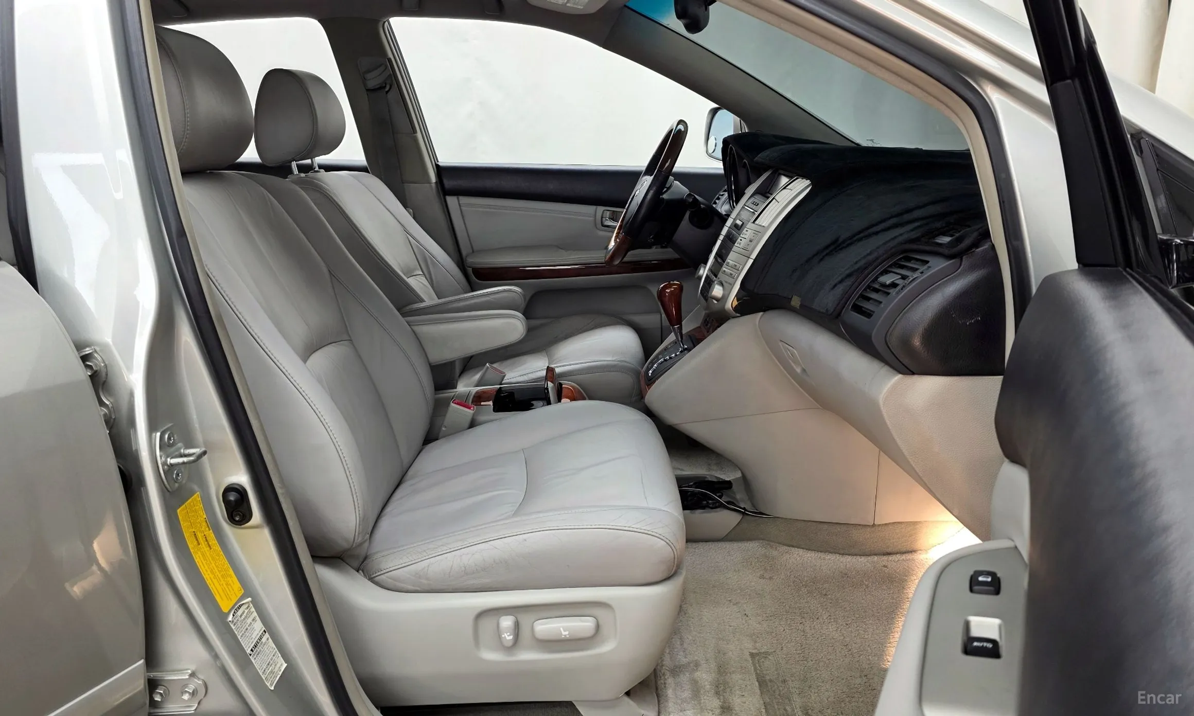 Lexus RX330 превью 11
