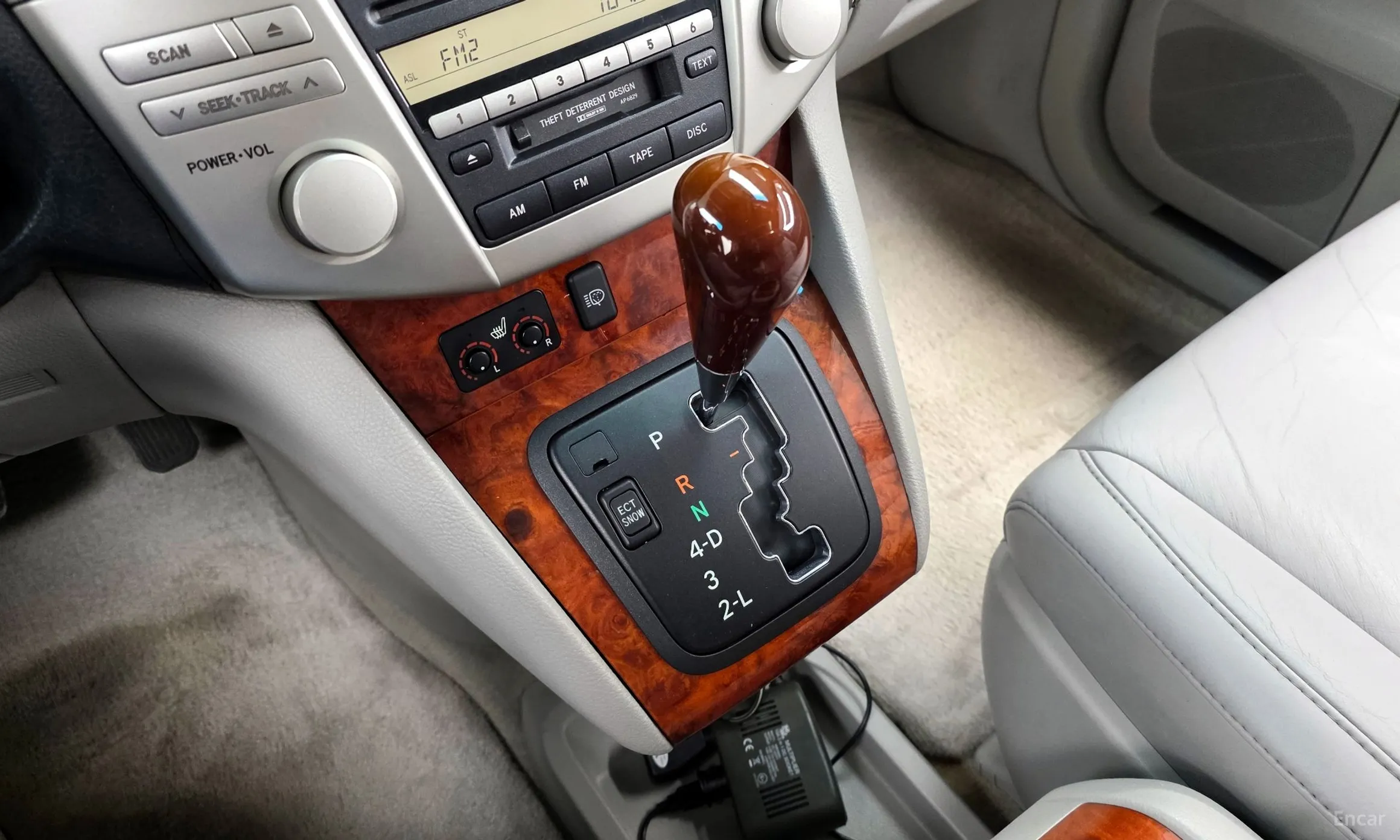 Lexus RX330 превью 9