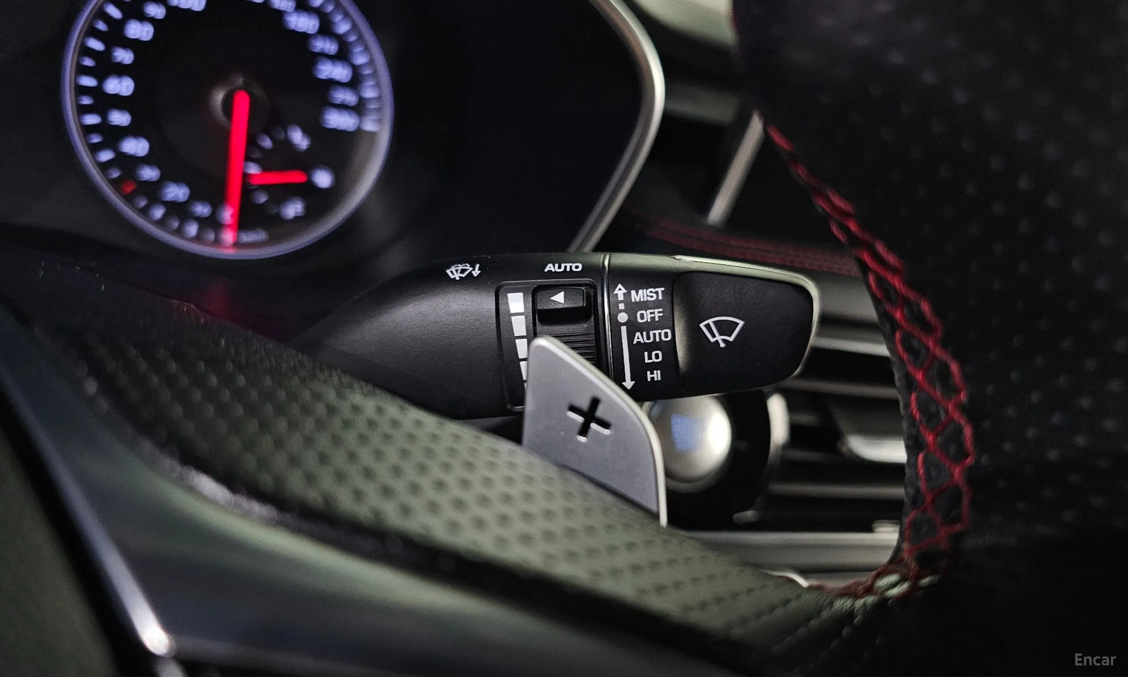 Genesis G70 превью 16