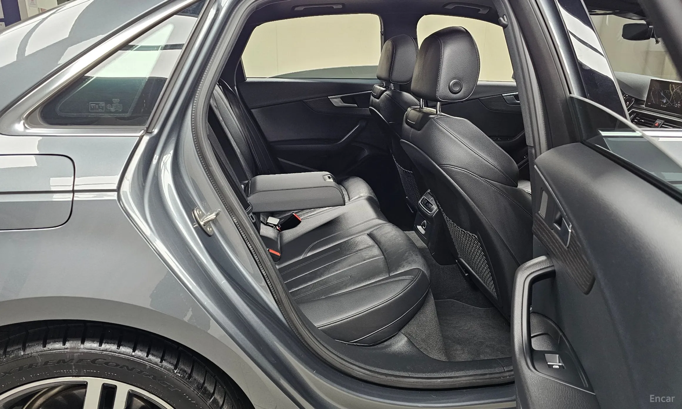 Audi A4 (B9) превью 12
