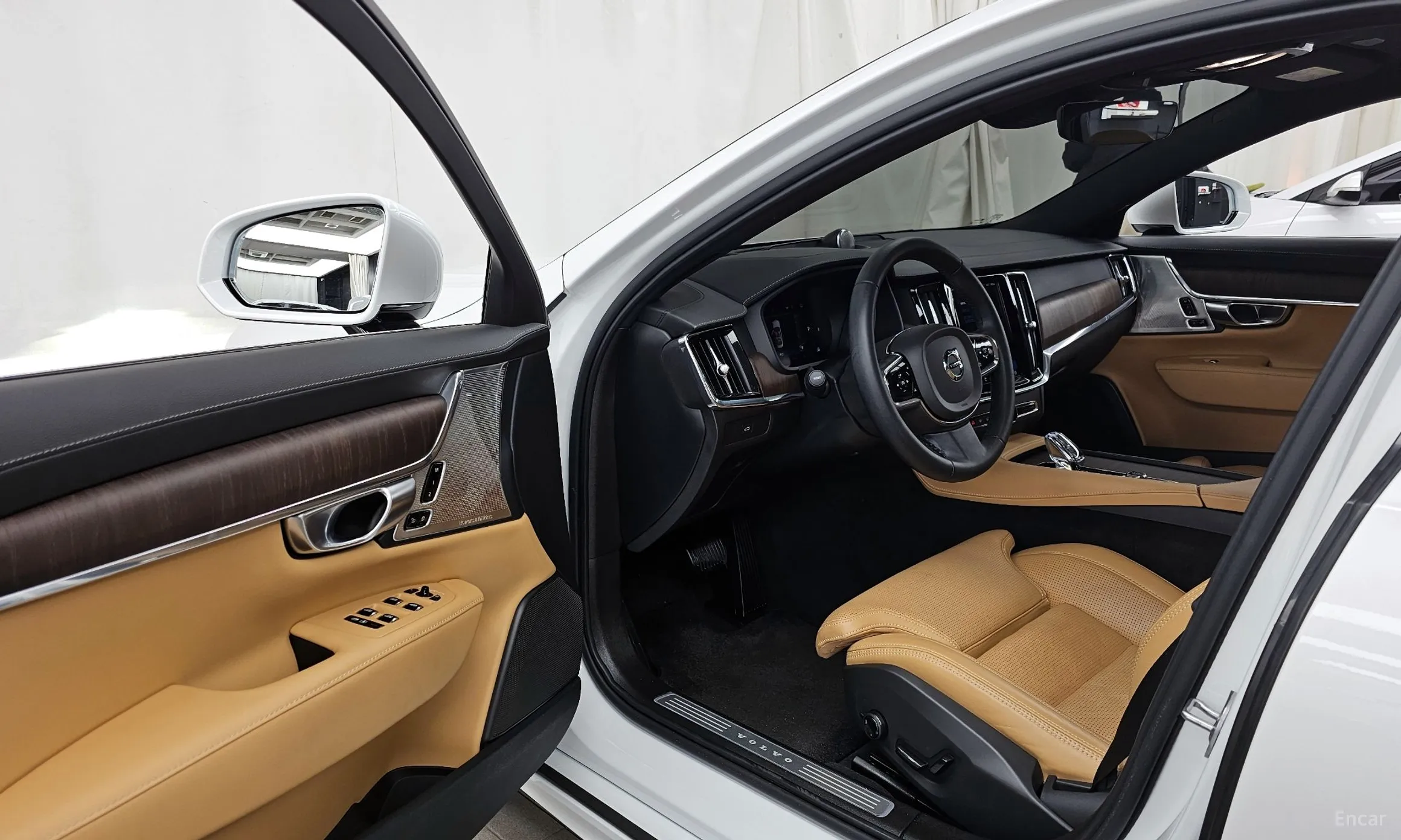Volvo S90 превью 10