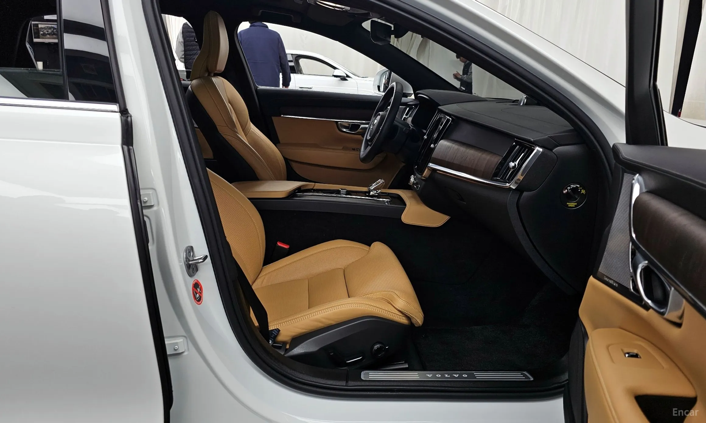 Volvo S90 превью 11