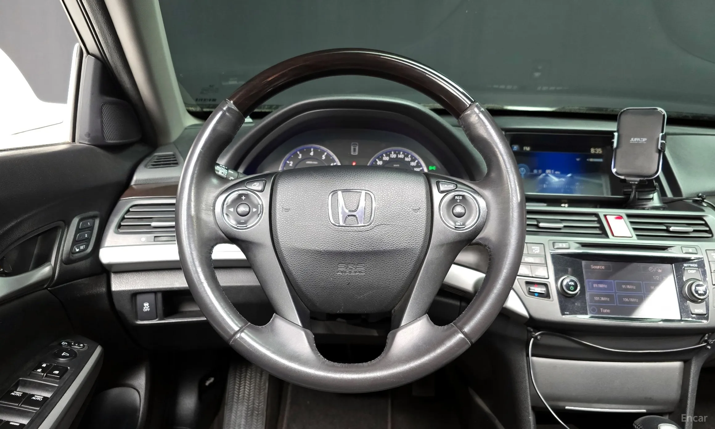 Honda Crosstour превью 13
