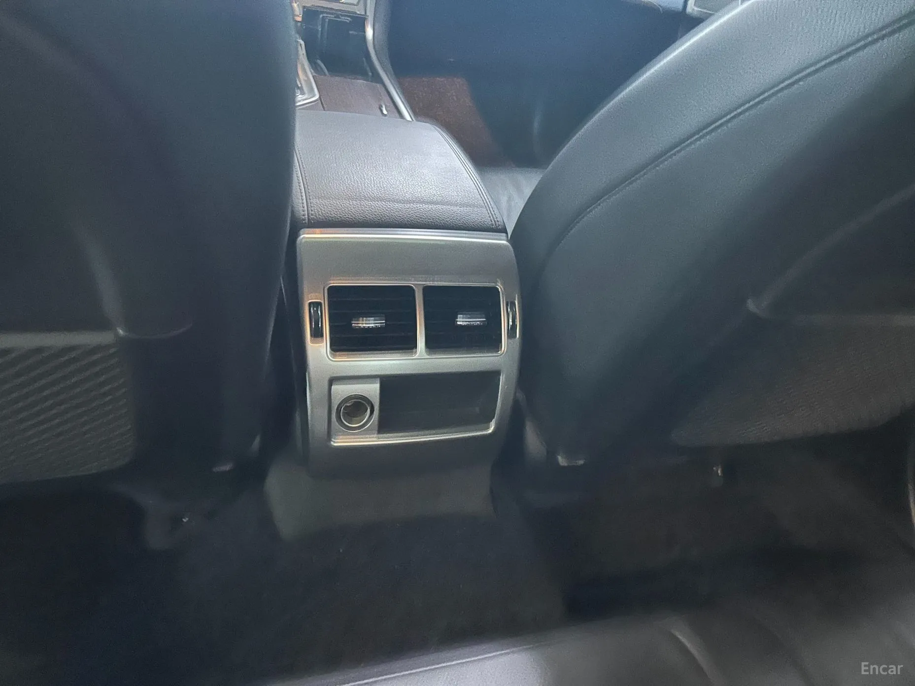 Jaguar New XF превью 13