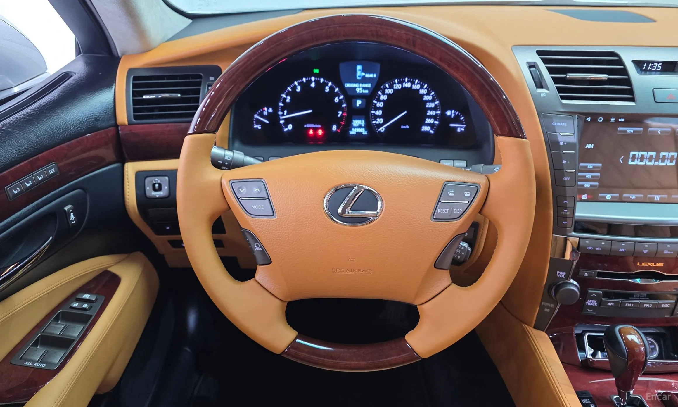 Lexus LS460 превью 13