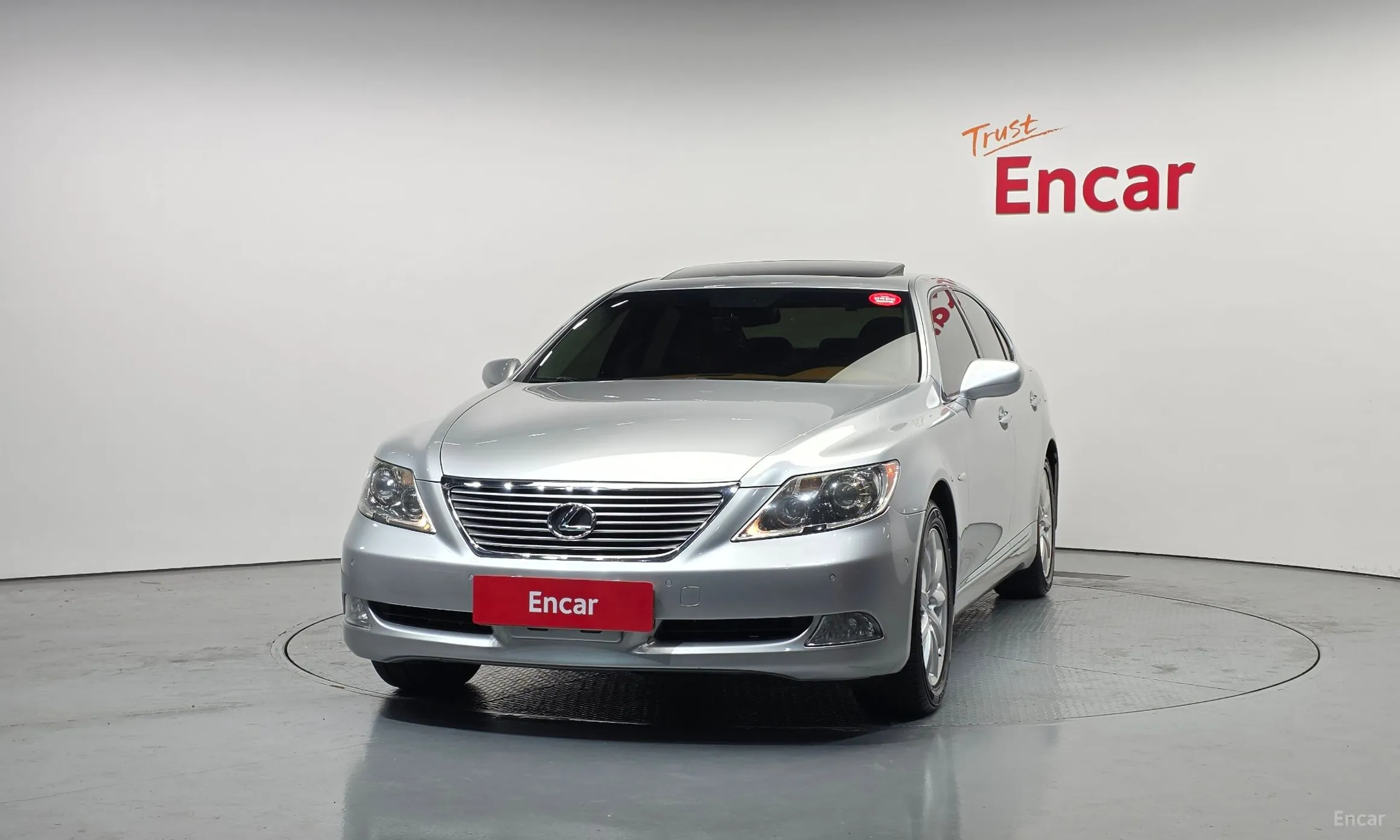 Lexus LS460 превью 3