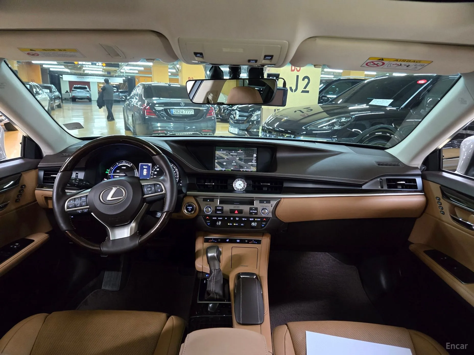 Lexus New ES300h превью 15