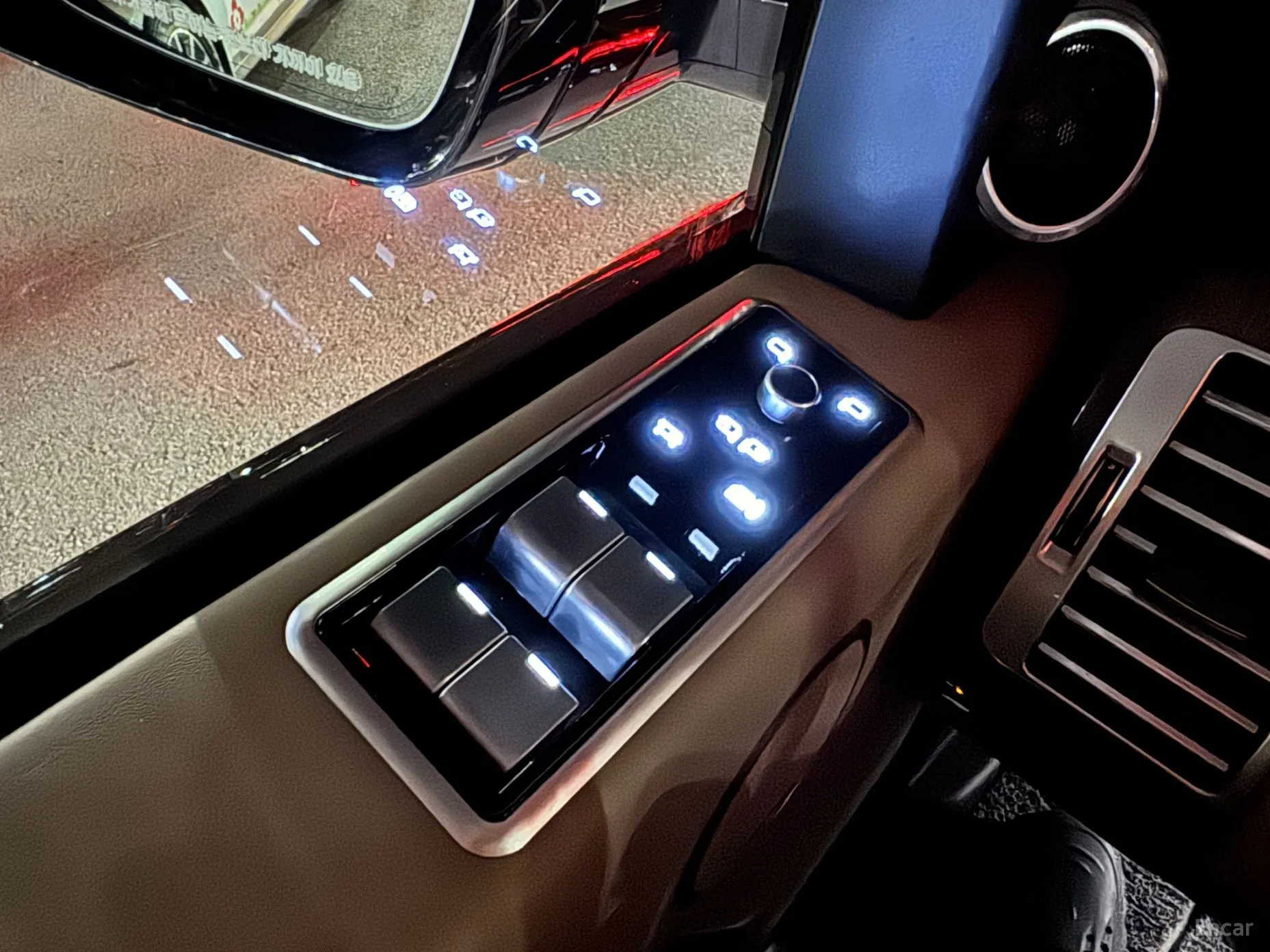 Land Rover Range Rover 4th Generation превью 10