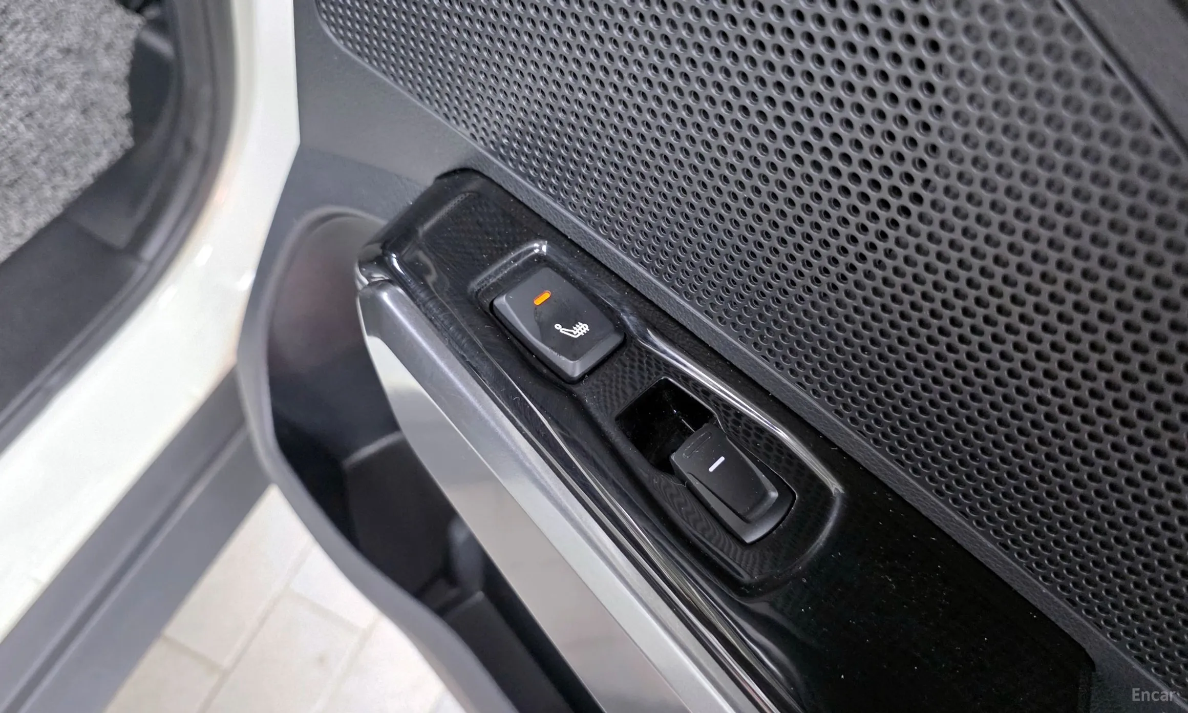 KG Mobility (SsangYong) Tivoli превью 18