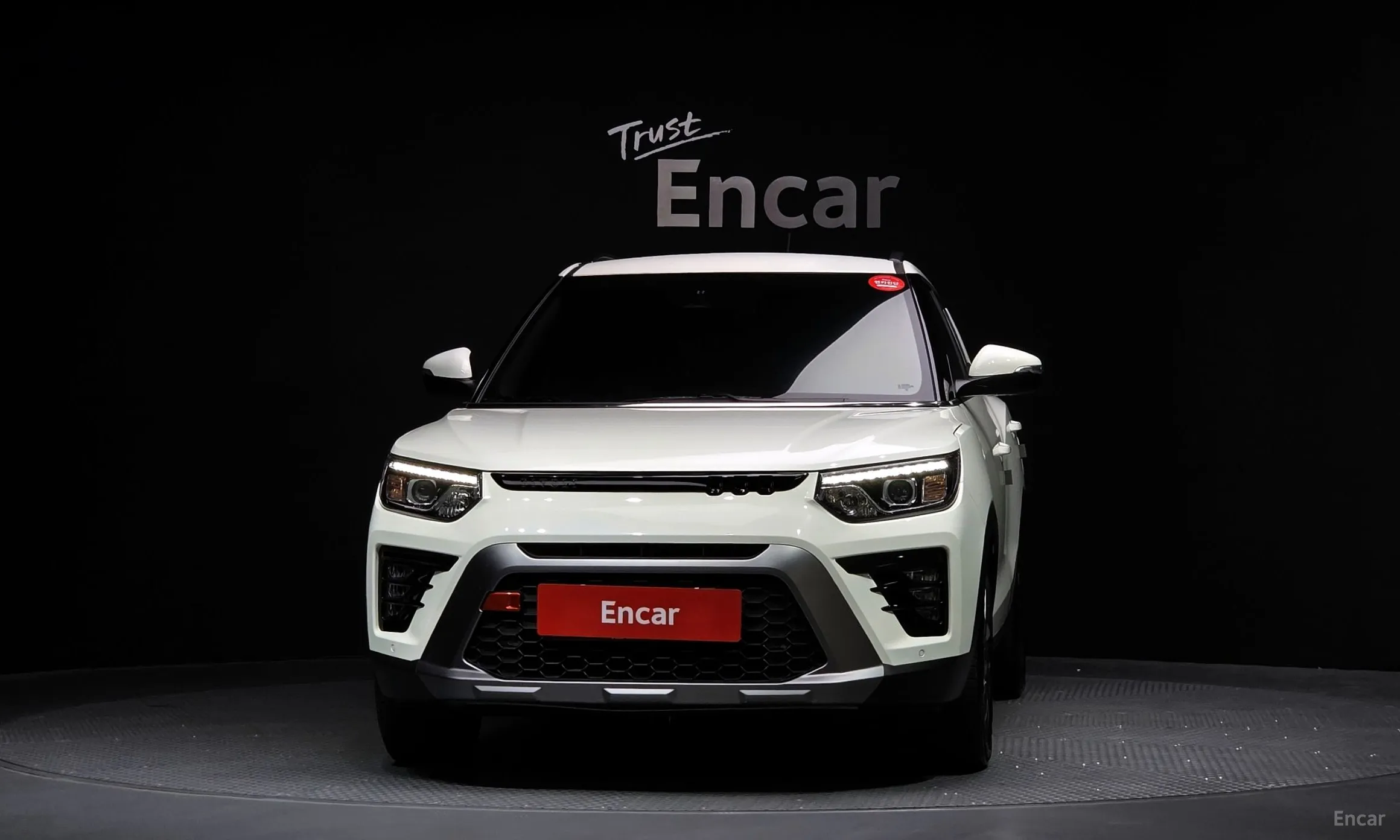 KG Mobility (SsangYong) Tivoli превью 3