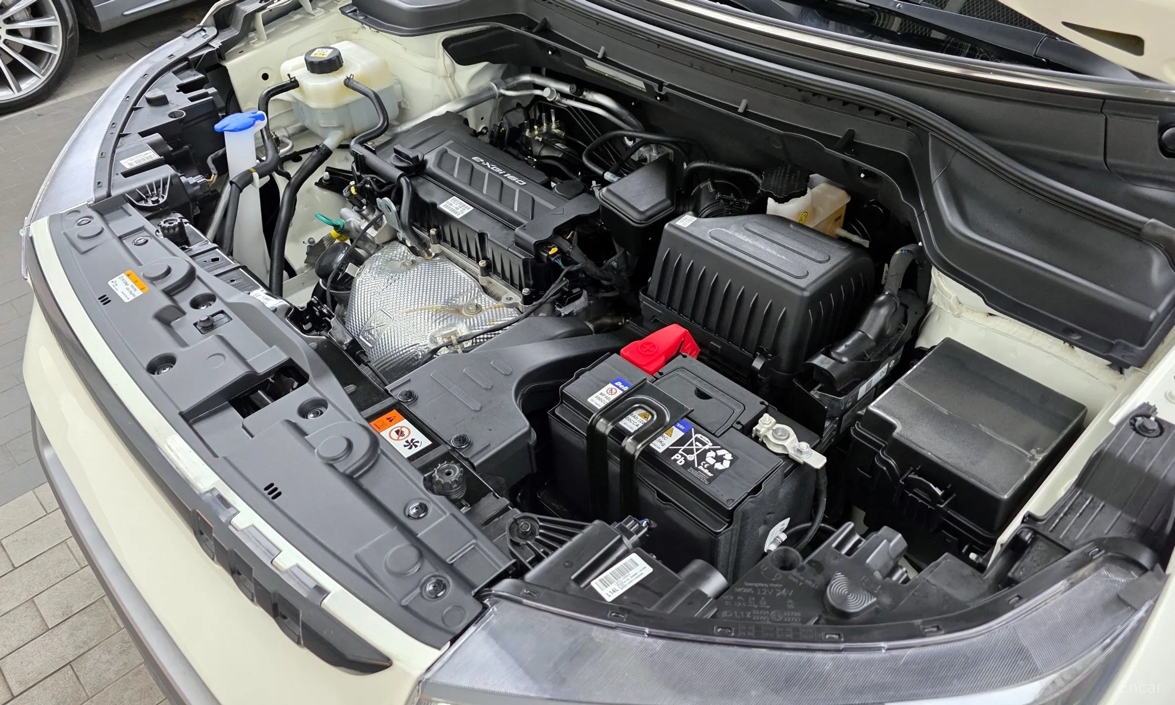 KG Mobility (SsangYong) Tivoli превью 6