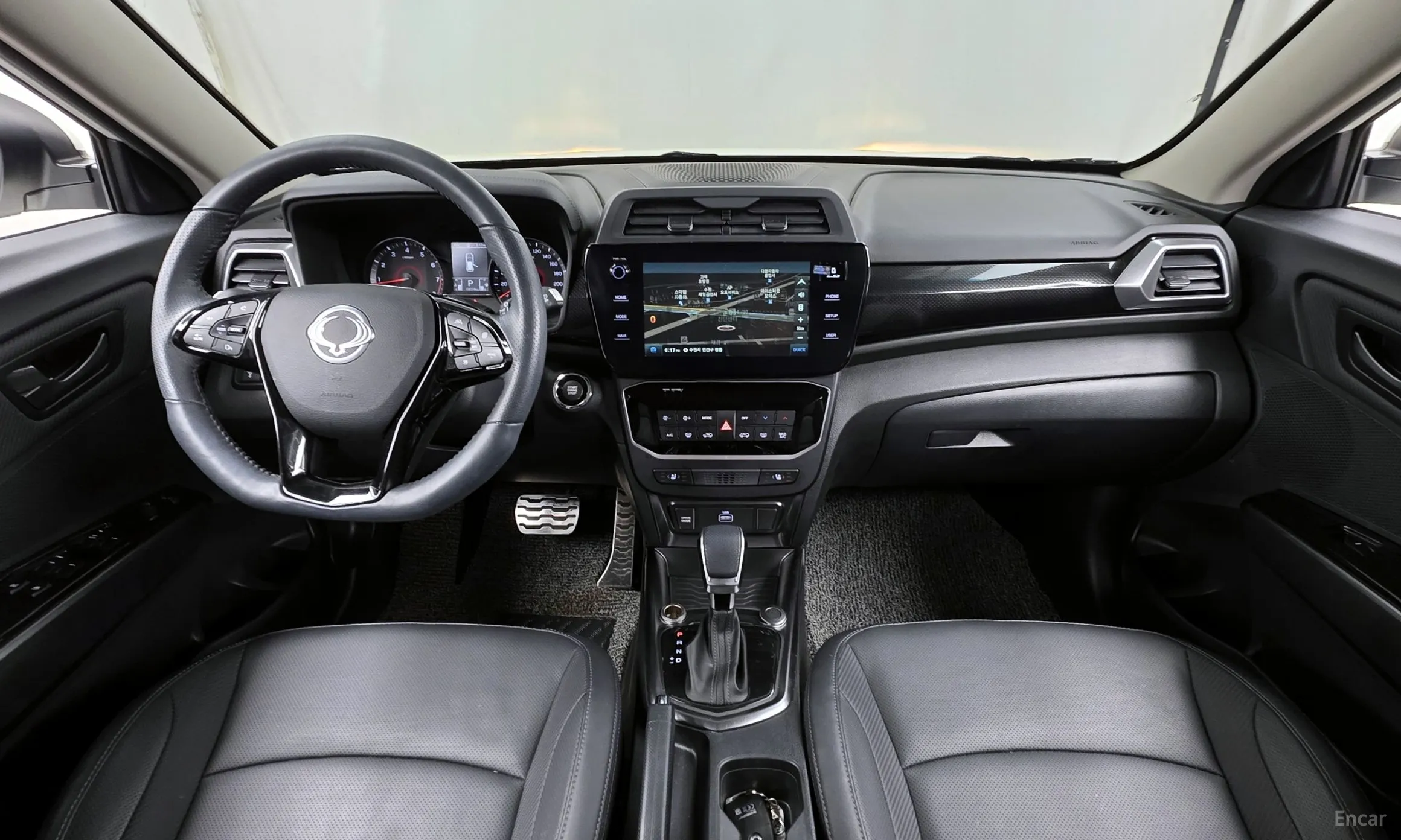 KG Mobility (SsangYong) Tivoli превью 7