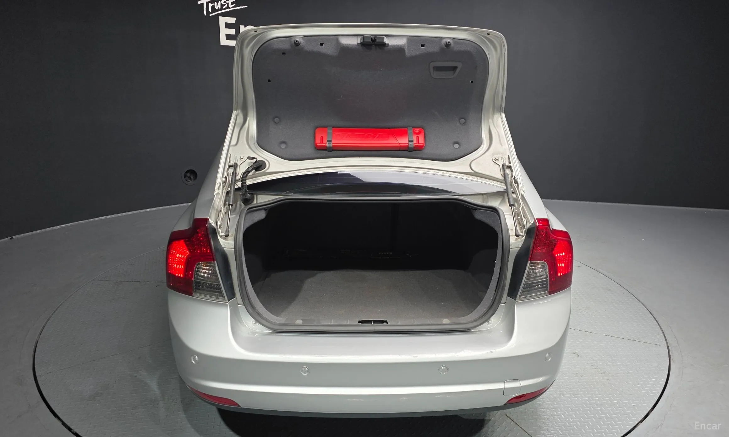 Volvo S40 превью 20