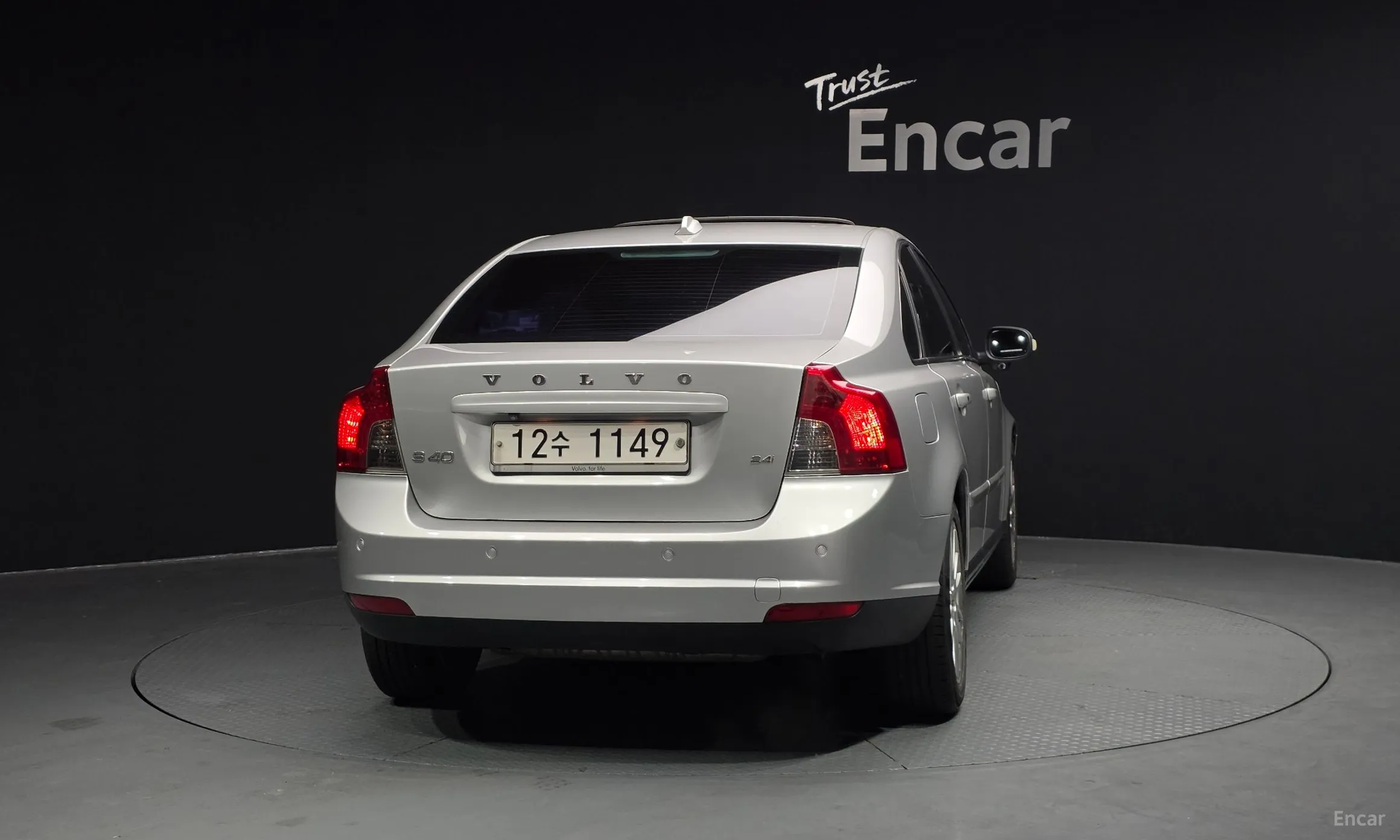 Volvo S40 превью 4