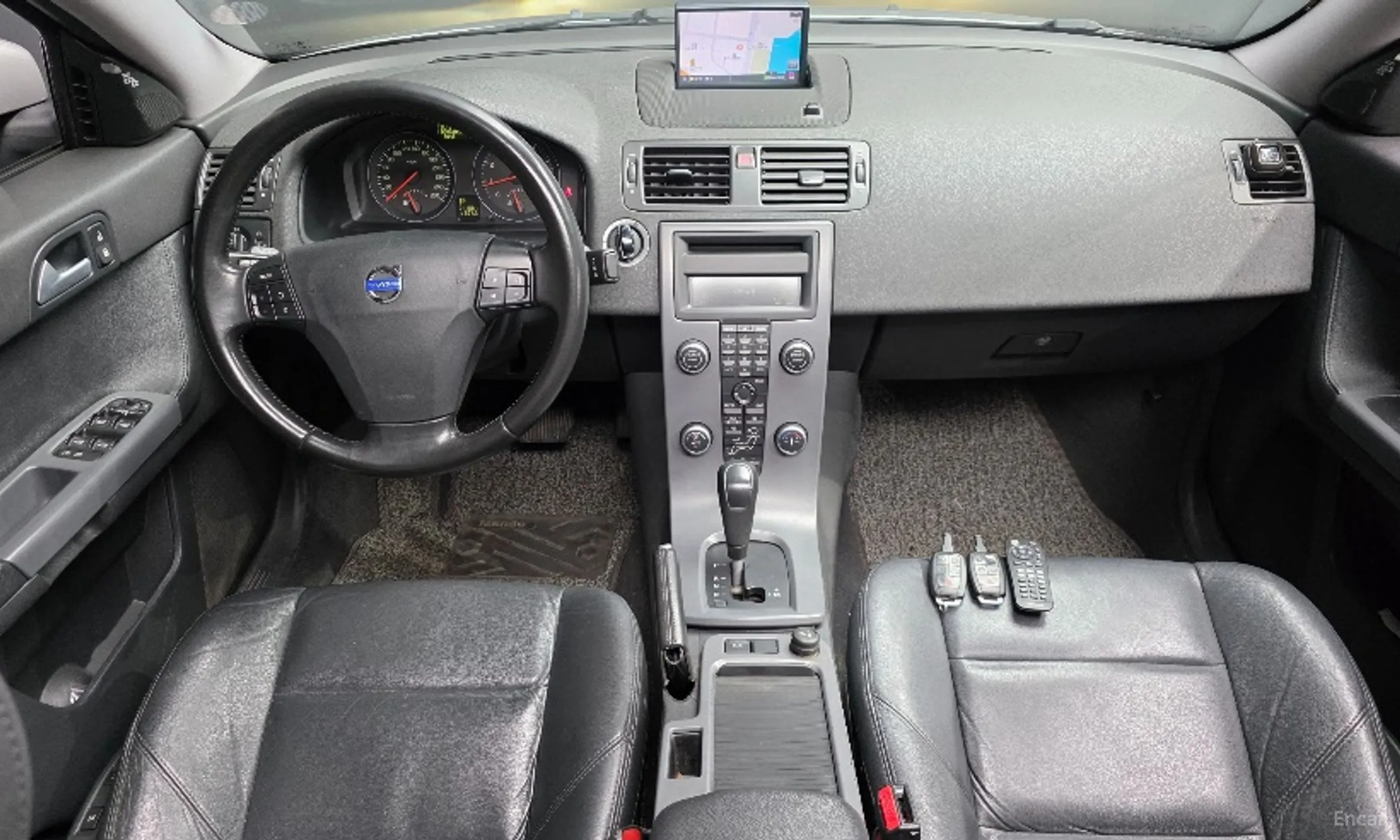 Volvo S40 превью 7