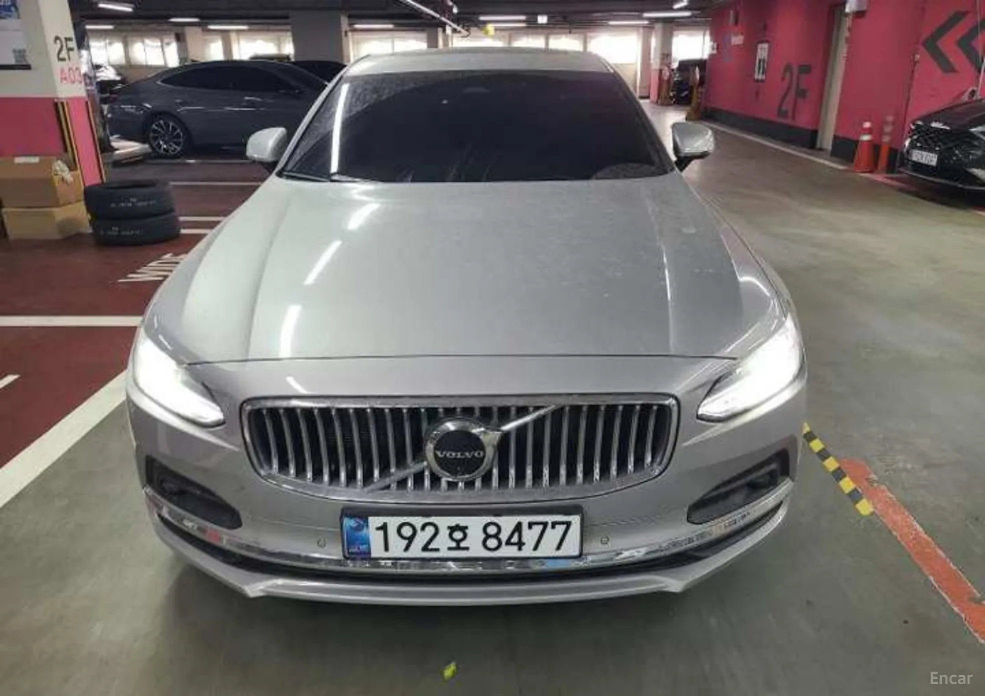 Volvo S90