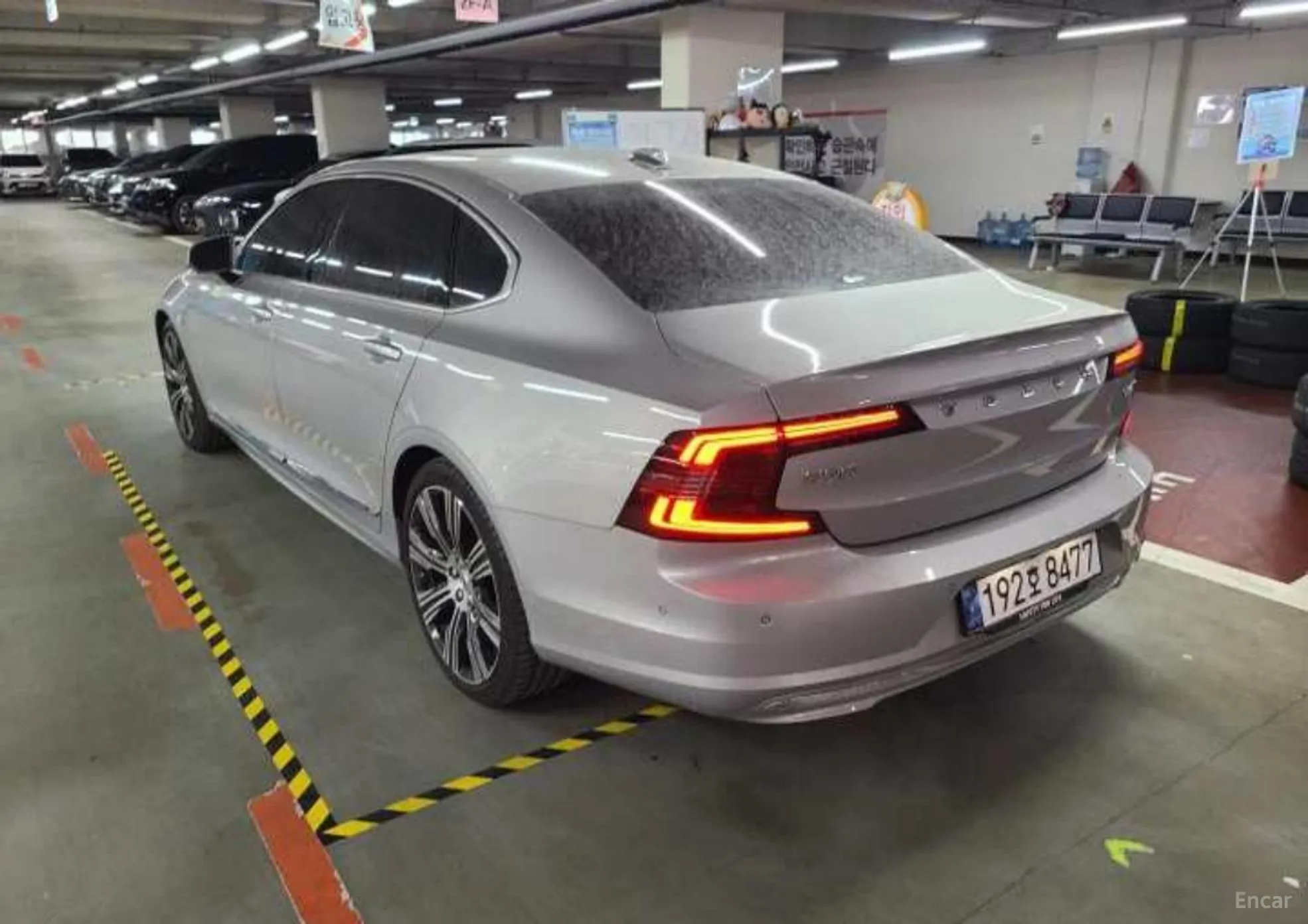Volvo S90 превью 9