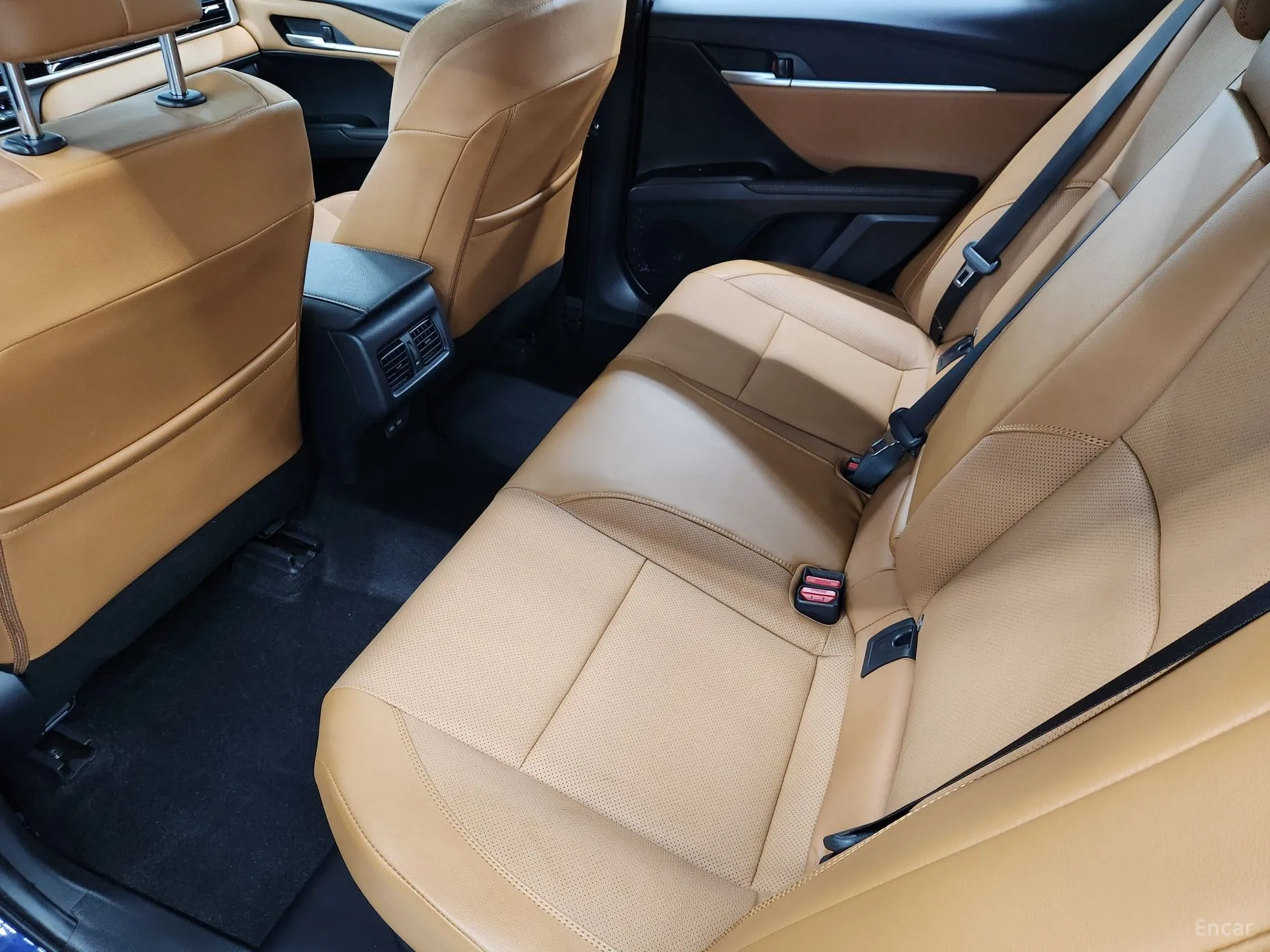 Toyota Camry (XV80) превью 14